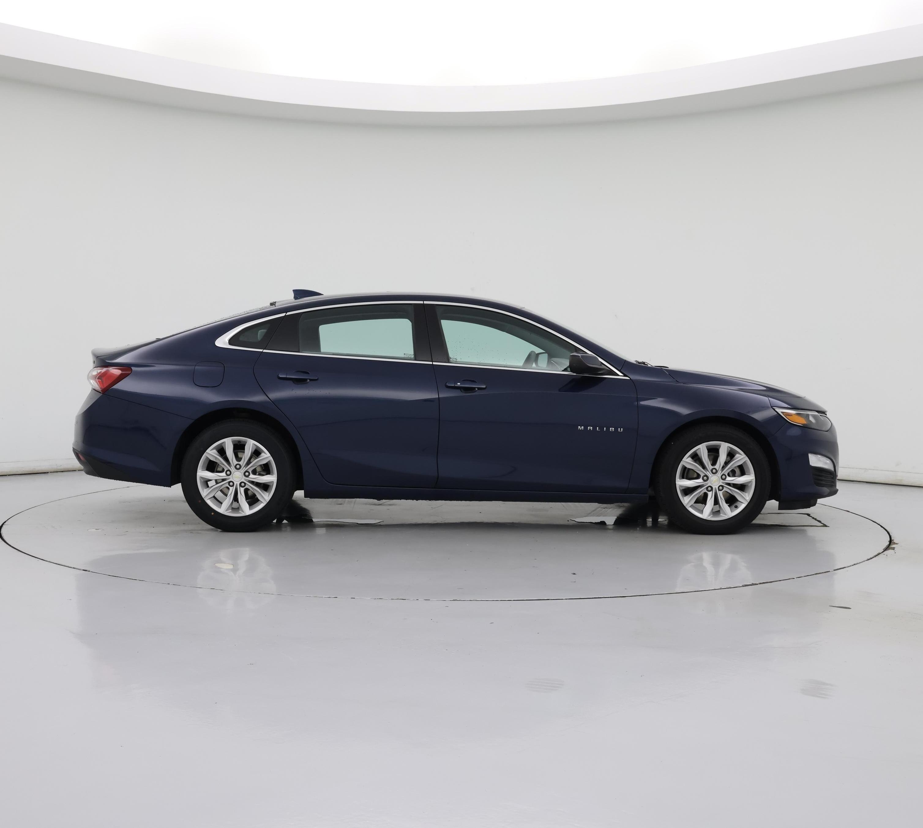 Thumbnail: 2021 Chevrolet Malibu - 7