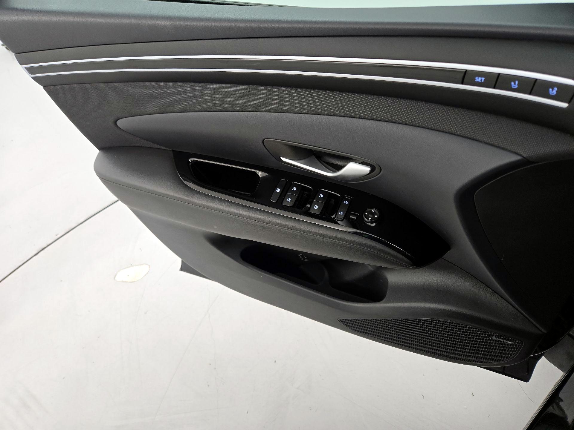 Thumbnail: 2023 Hyundai Tucson - 12