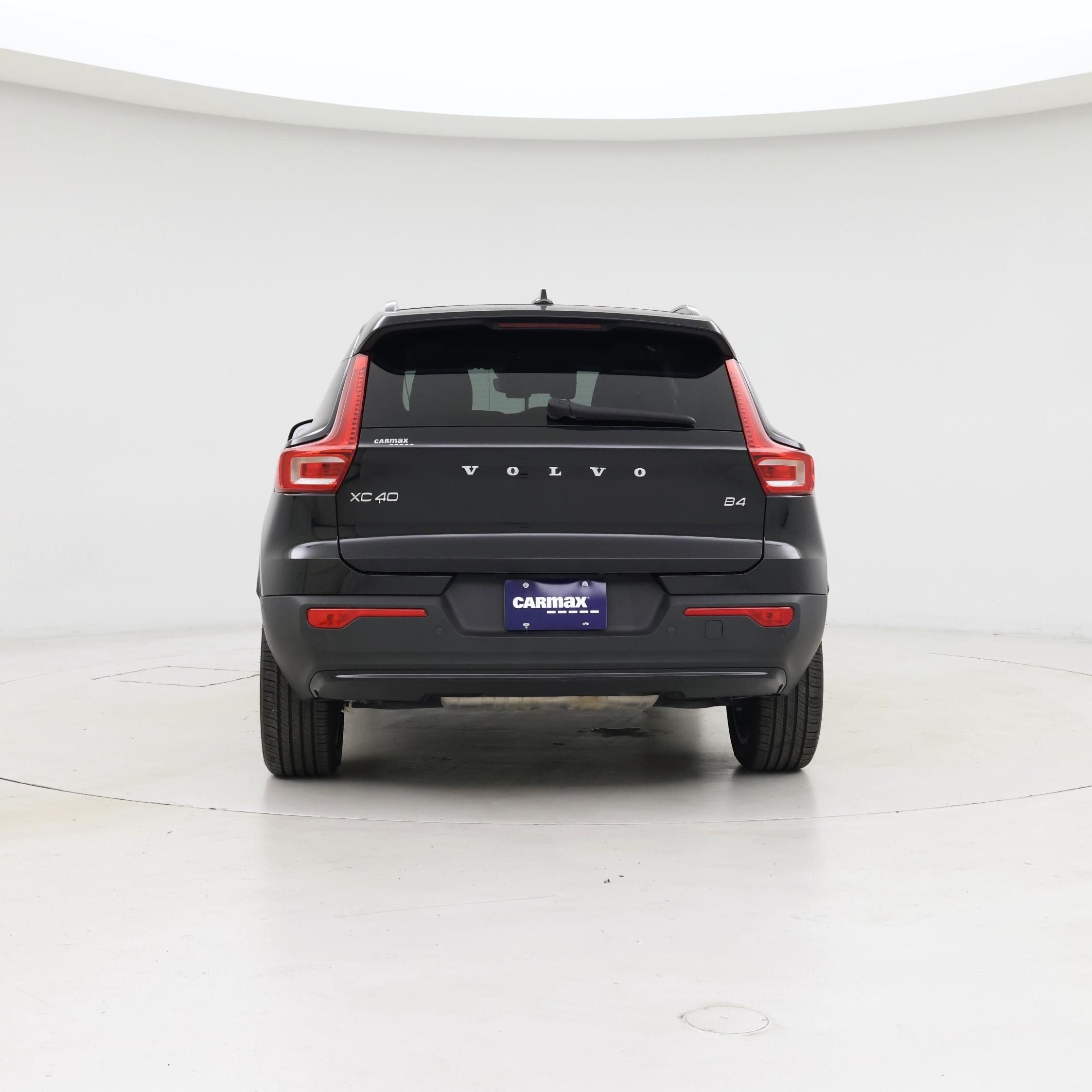 Thumbnail: 2023 Volvo XC40 - 6