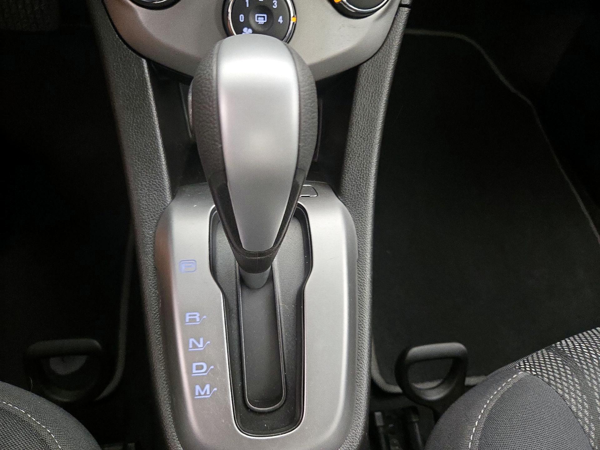 Thumbnail: 2020 Chevrolet Sonic - 17