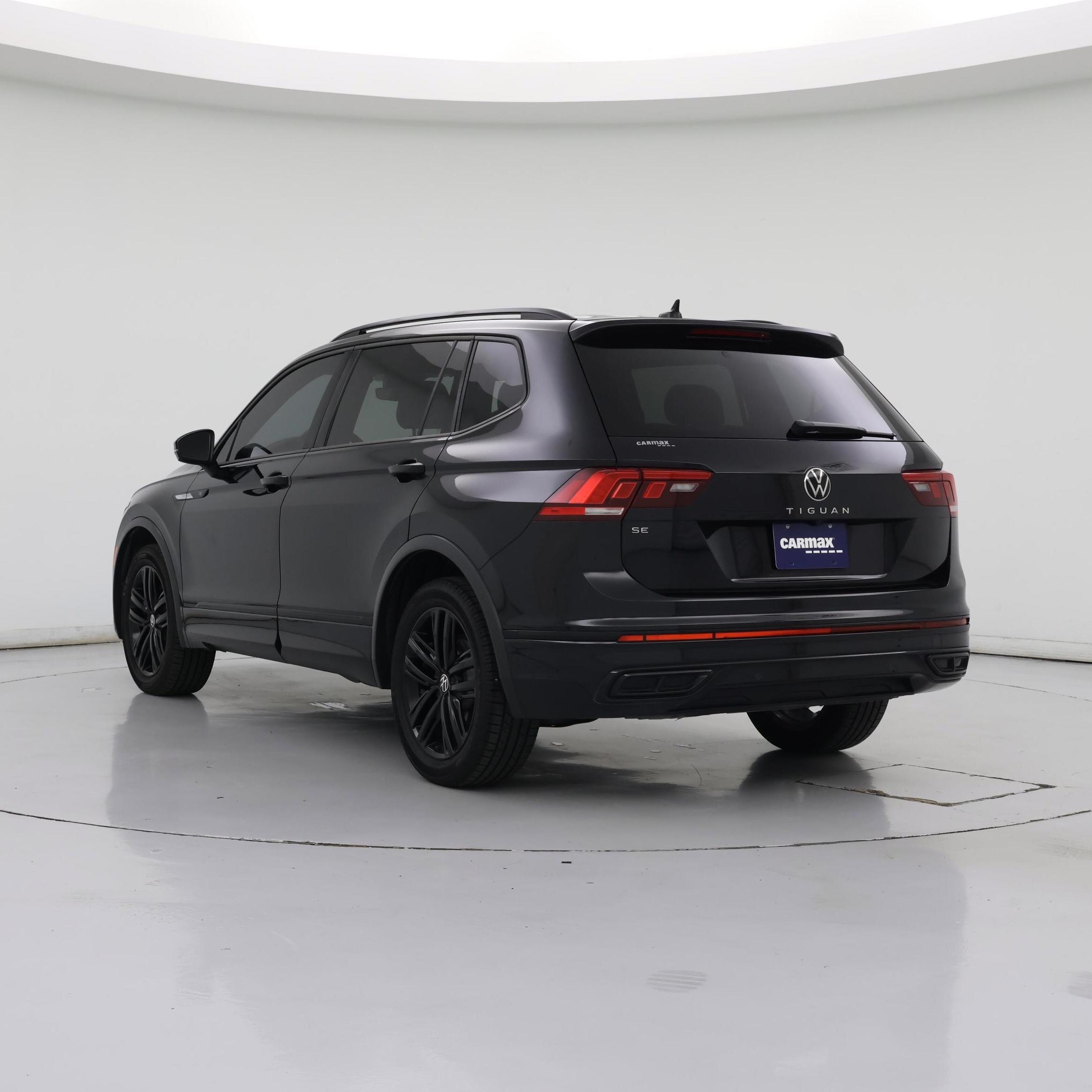 Thumbnail: 2022 Volkswagen Tiguan - 2