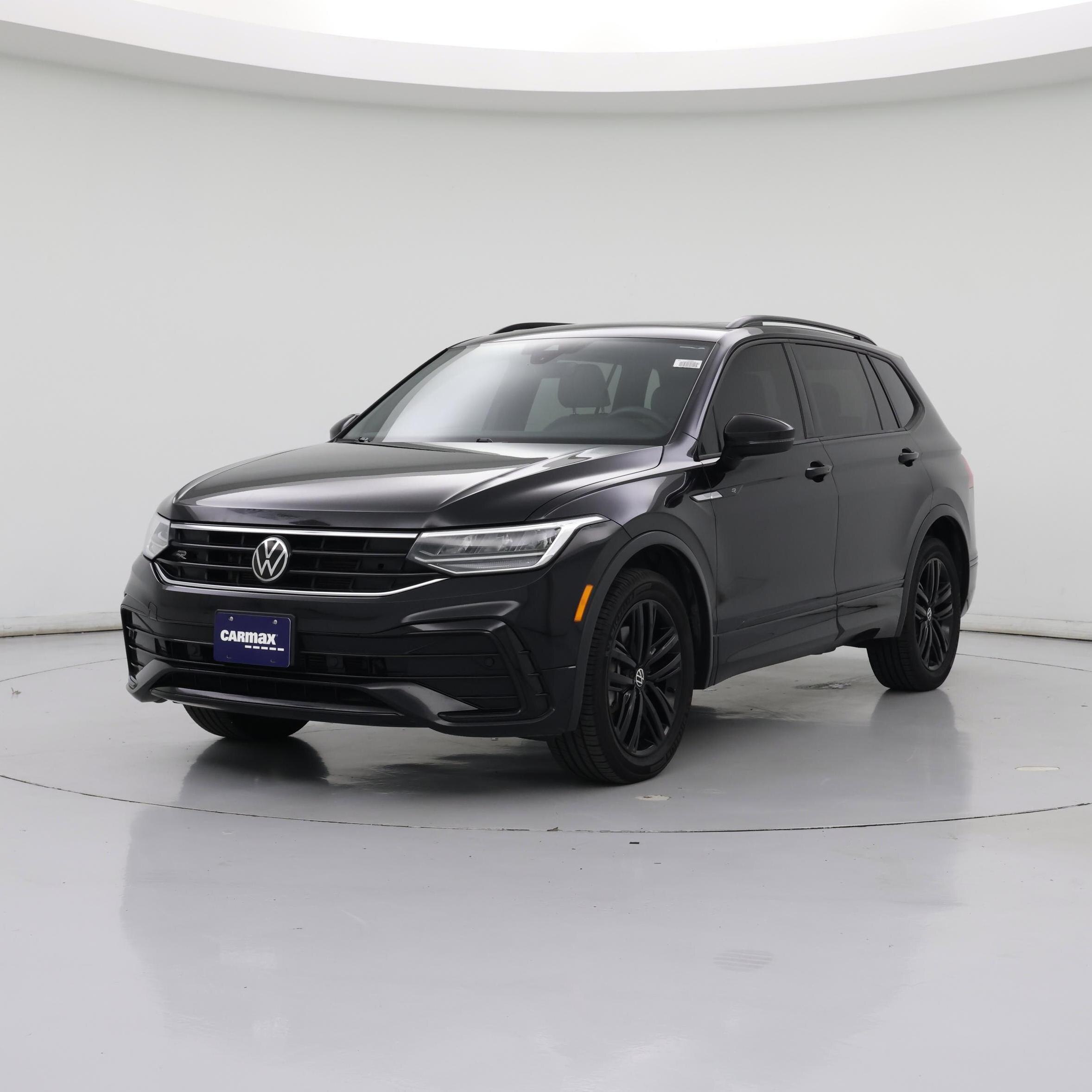 Thumbnail: 2022 Volkswagen Tiguan - 4