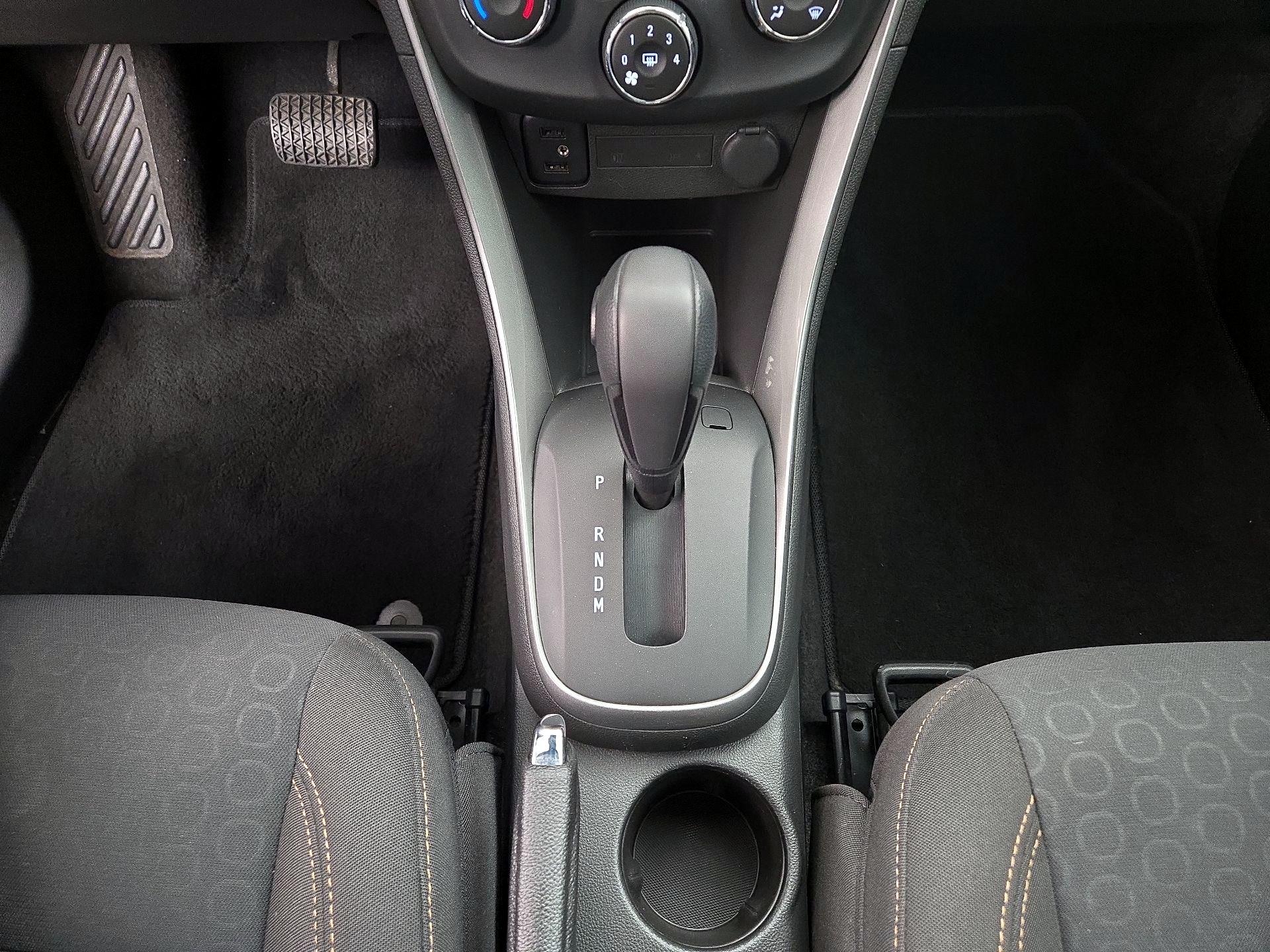 Thumbnail: 2018 Chevrolet Trax - 18