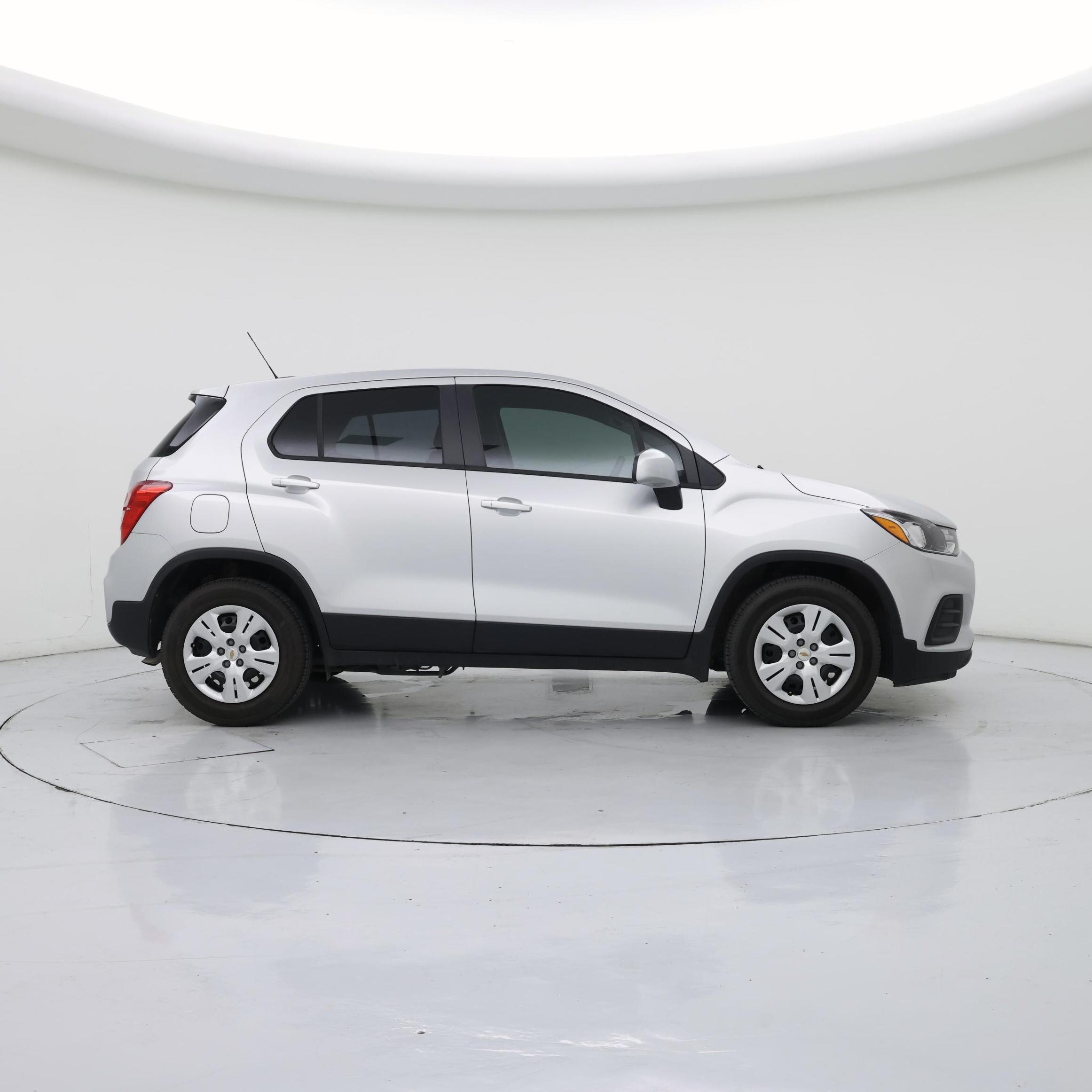 Thumbnail: 2018 Chevrolet Trax - 7