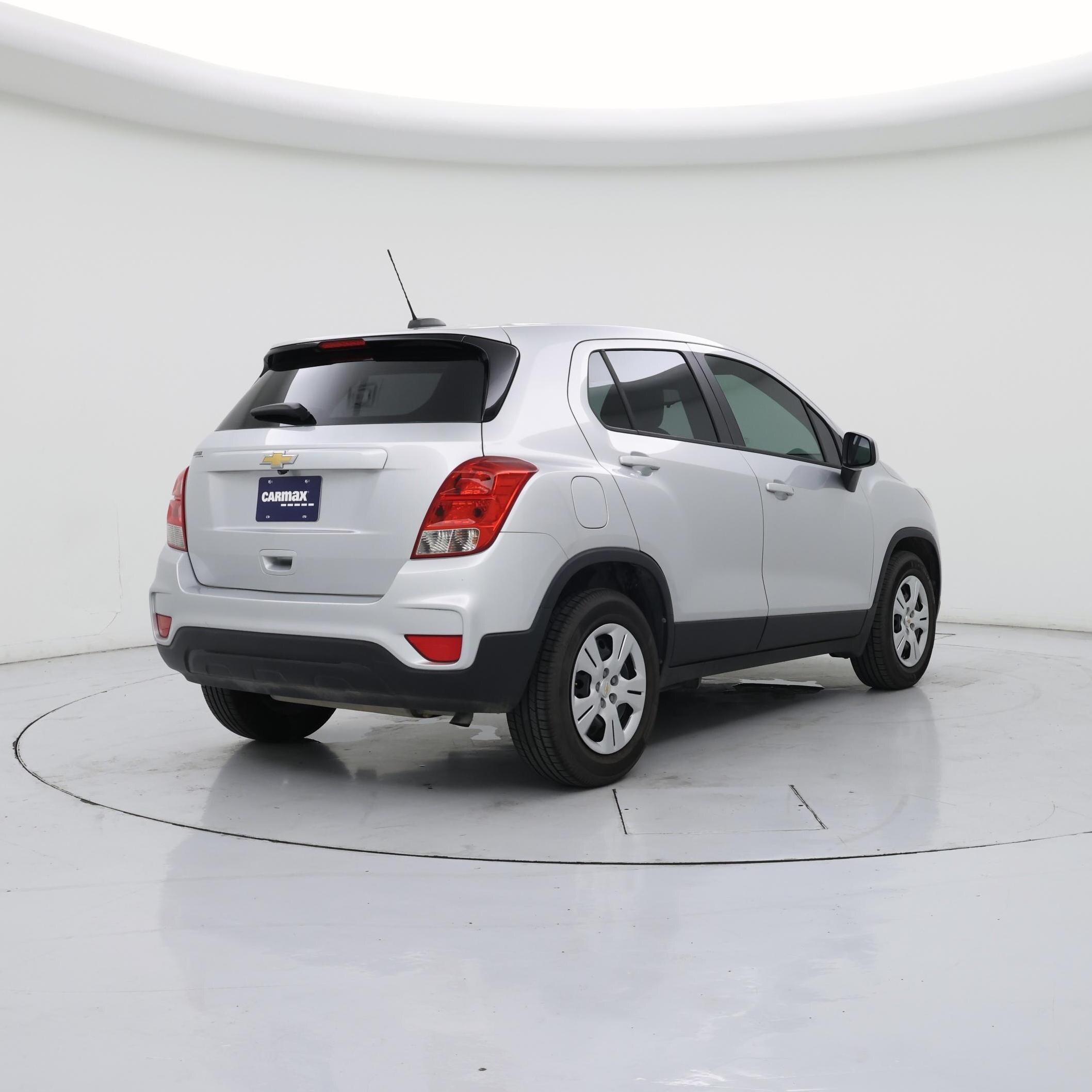 Thumbnail: 2018 Chevrolet Trax - 8