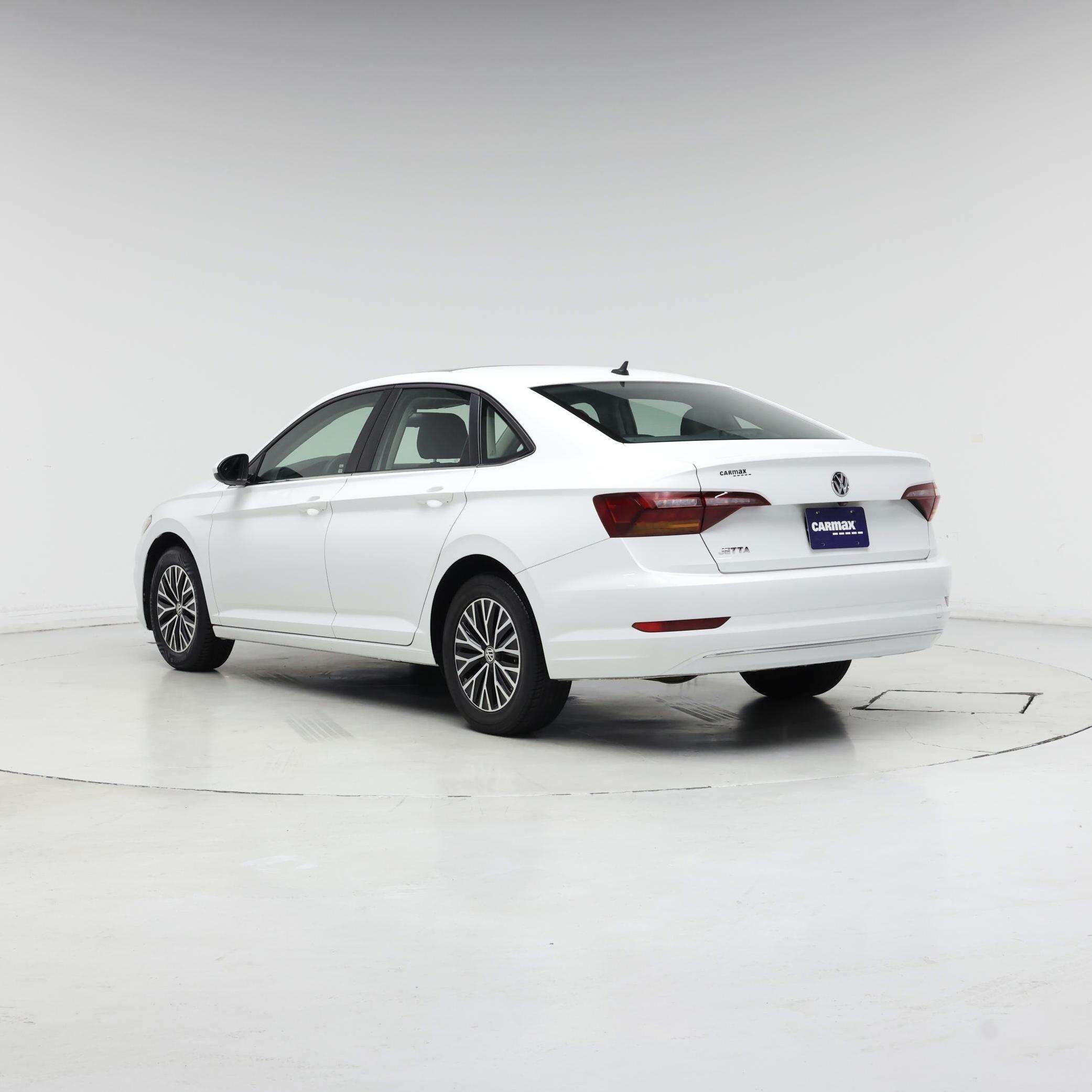 Thumbnail: 2019 Volkswagen Jetta - 2