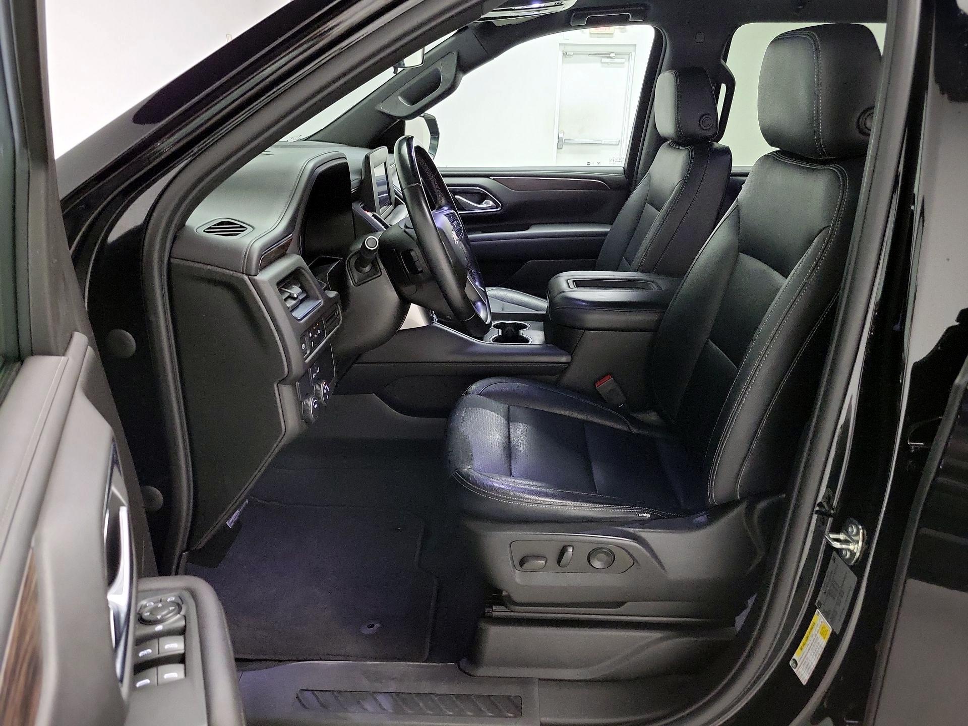 Thumbnail: 2023 Chevrolet Suburban - 11