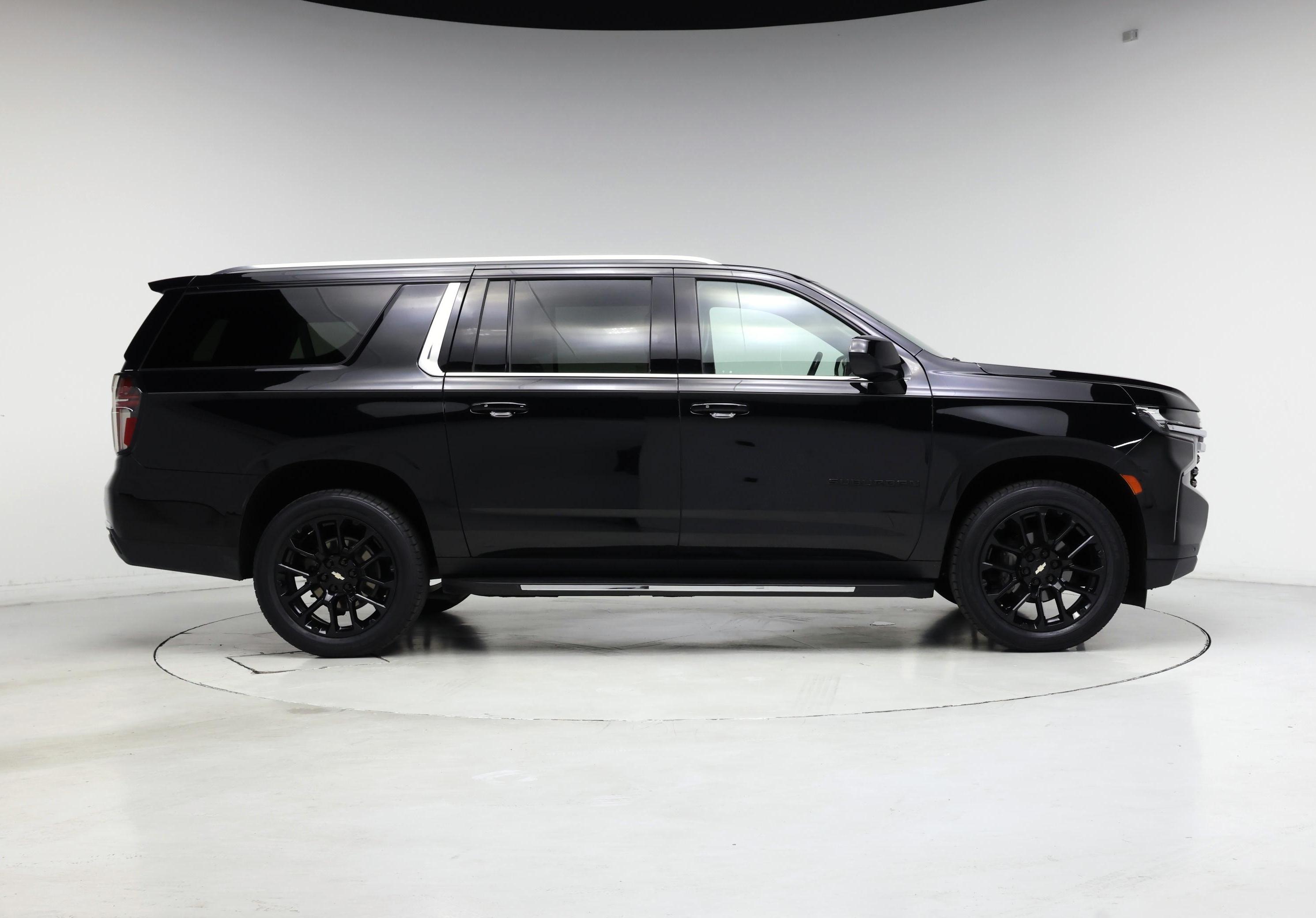 Thumbnail: 2023 Chevrolet Suburban - 7