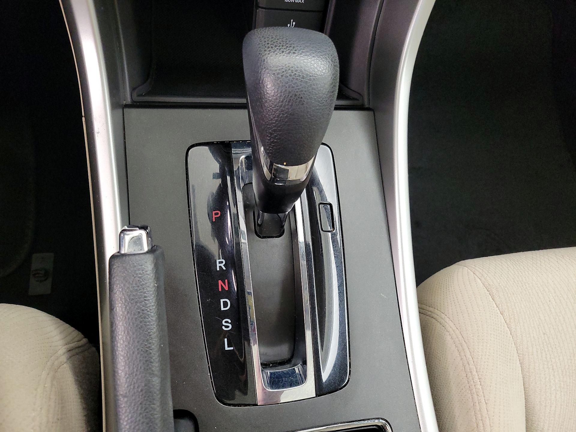 Thumbnail: 2014 Honda Accord - 17
