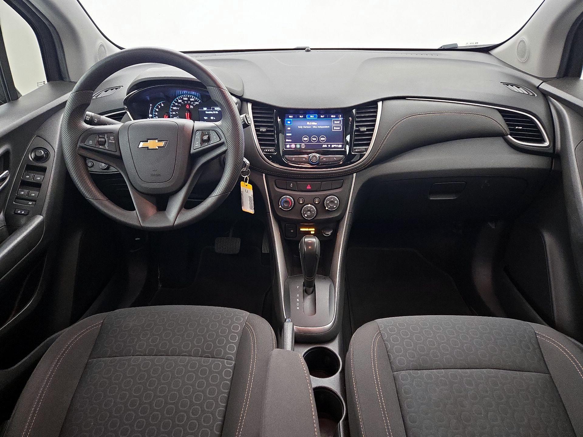 Thumbnail: 2022 Chevrolet Trax - 9