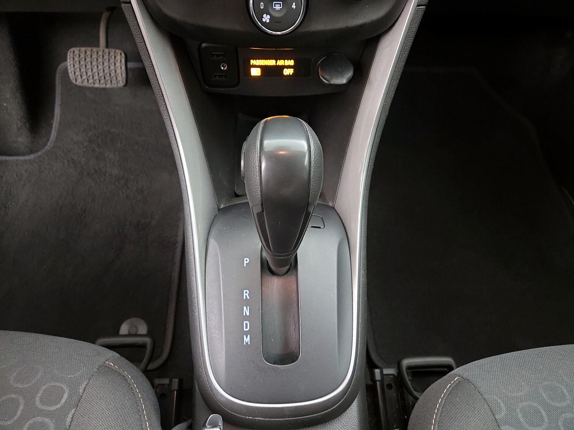 Thumbnail: 2022 Chevrolet Trax - 17