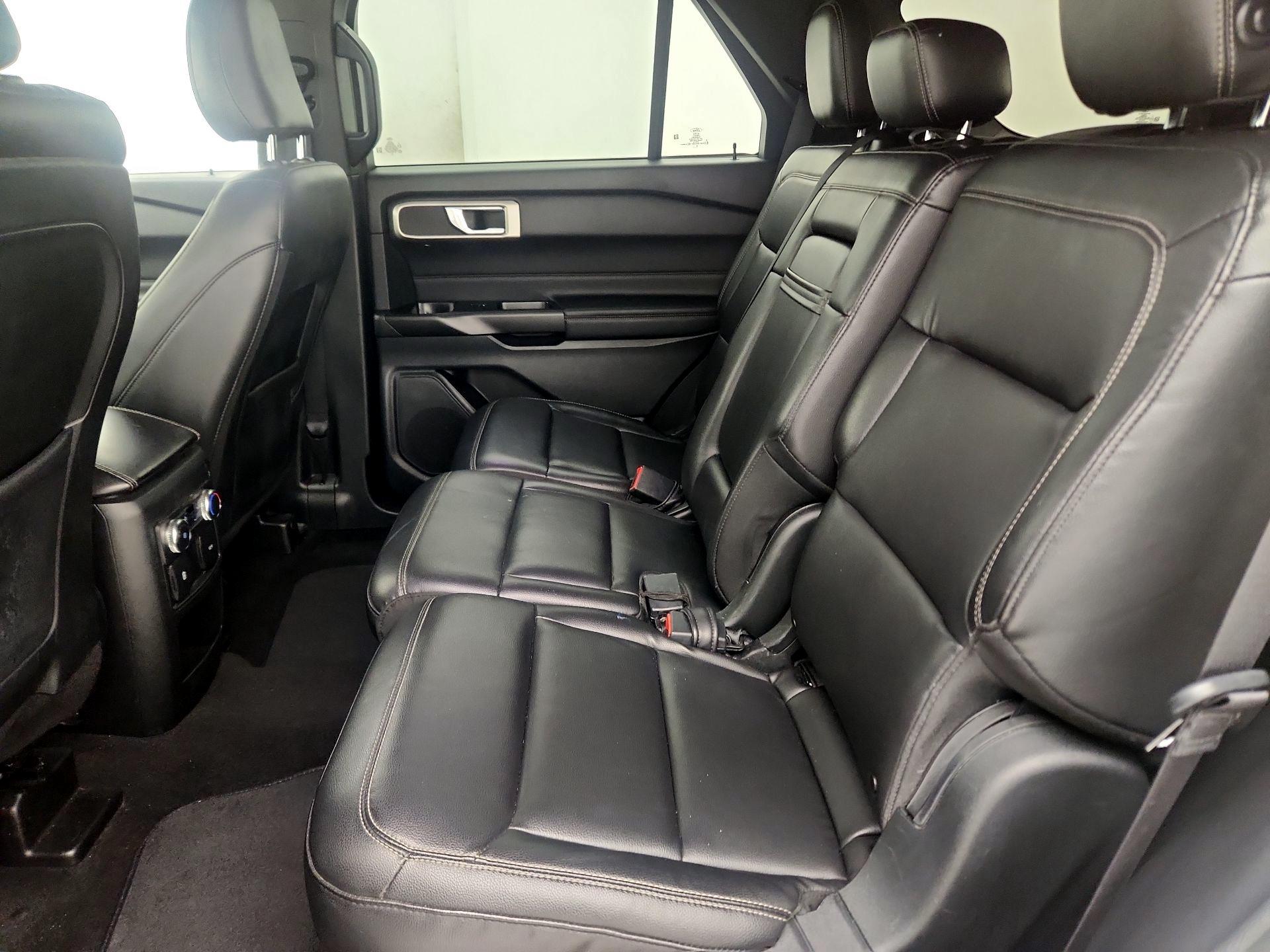 Thumbnail: 2020 Ford Explorer - 20