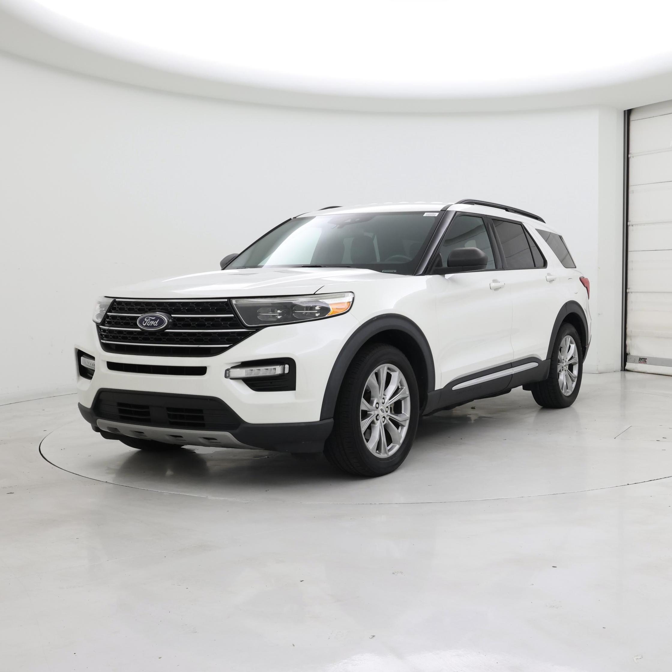 Thumbnail: 2020 Ford Explorer - 4