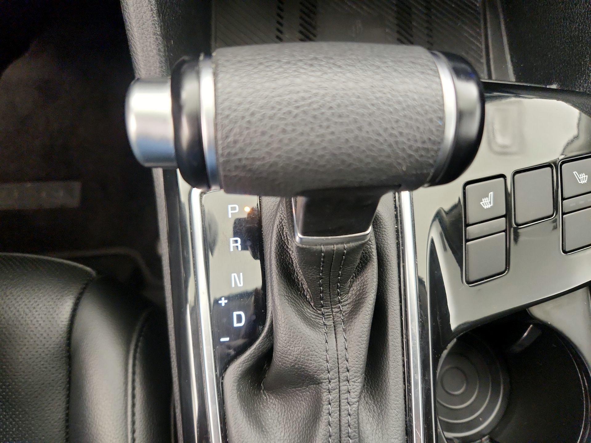 Thumbnail: 2023 Kia Sportage - 18