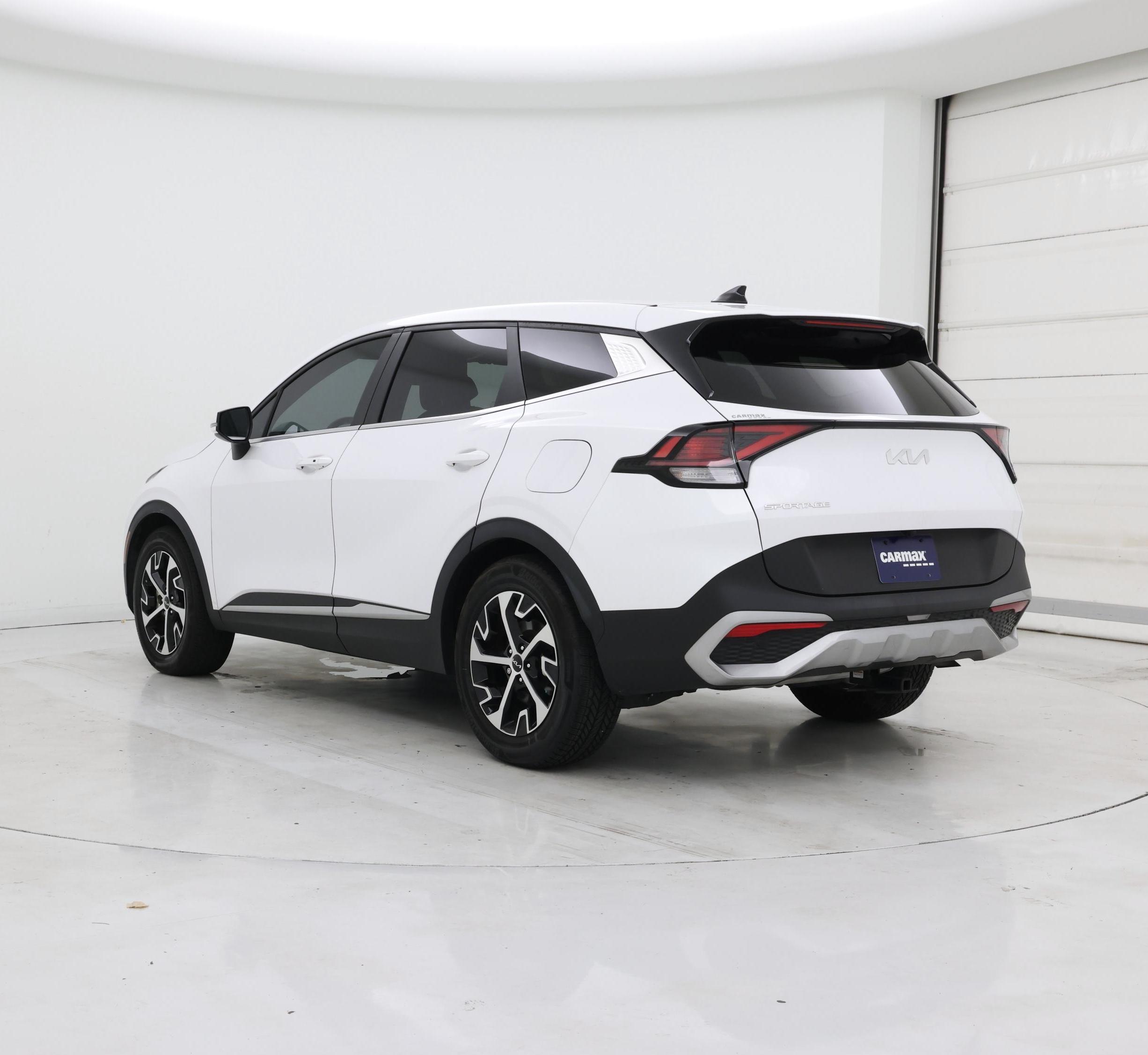 Thumbnail: 2023 Kia Sportage - 2