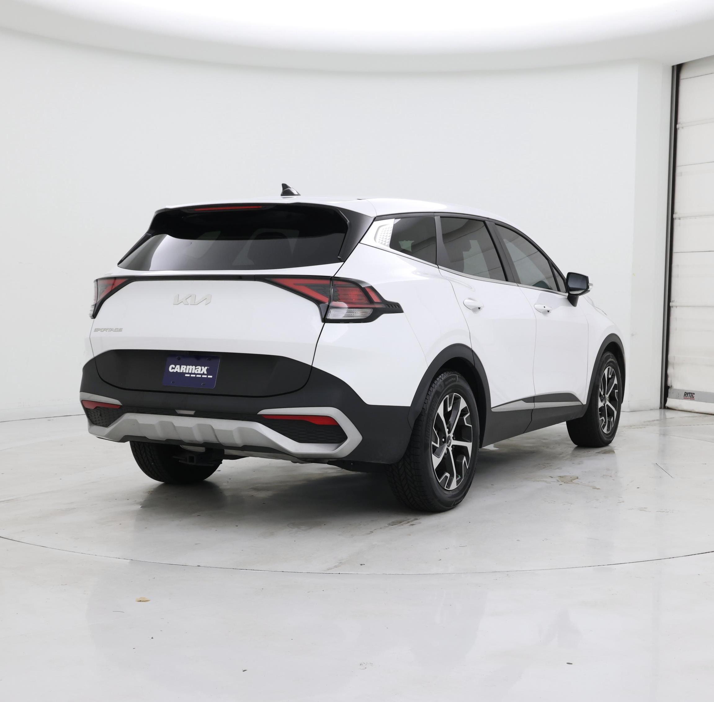 Thumbnail: 2023 Kia Sportage - 8