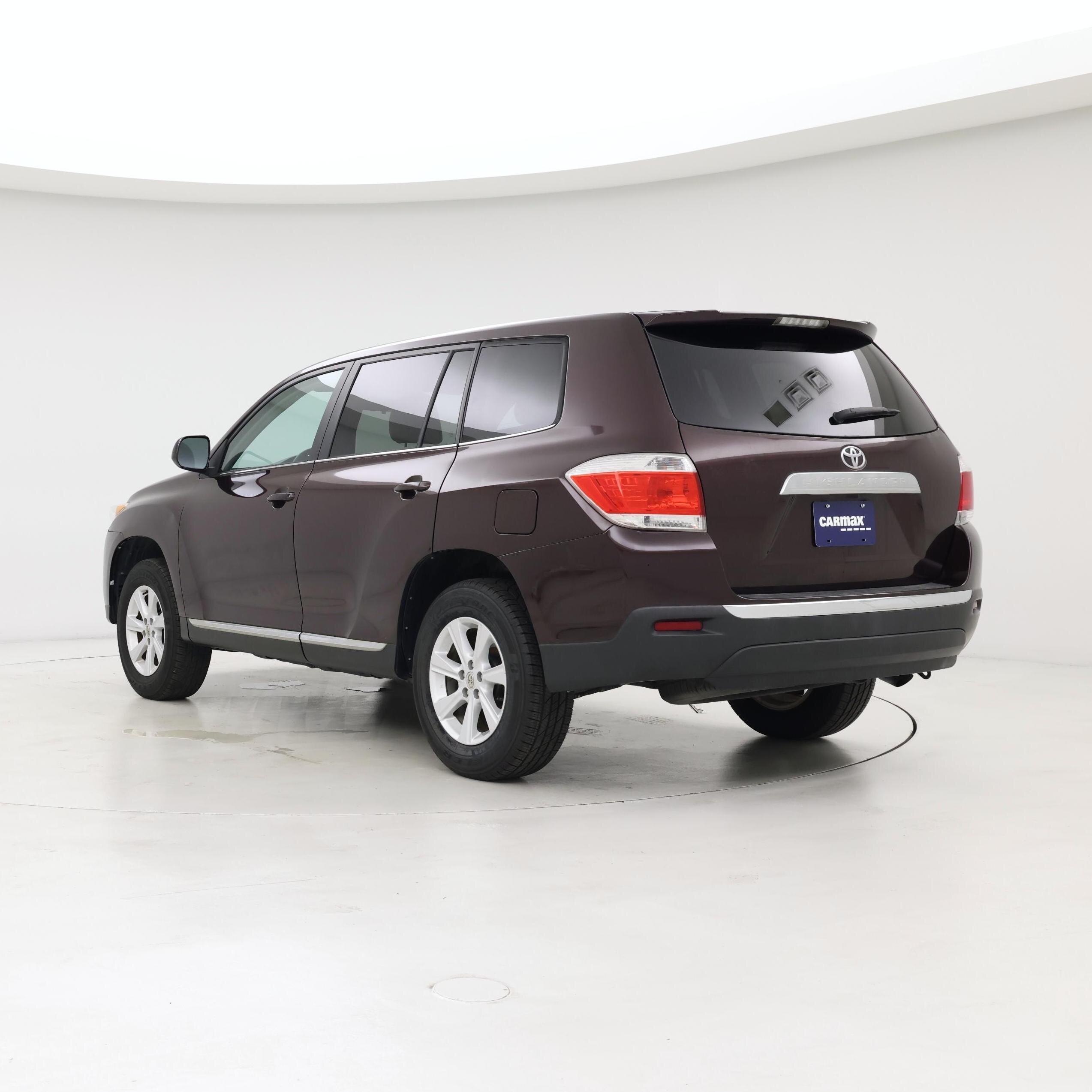 Thumbnail: 2013 Toyota Highlander - 2
