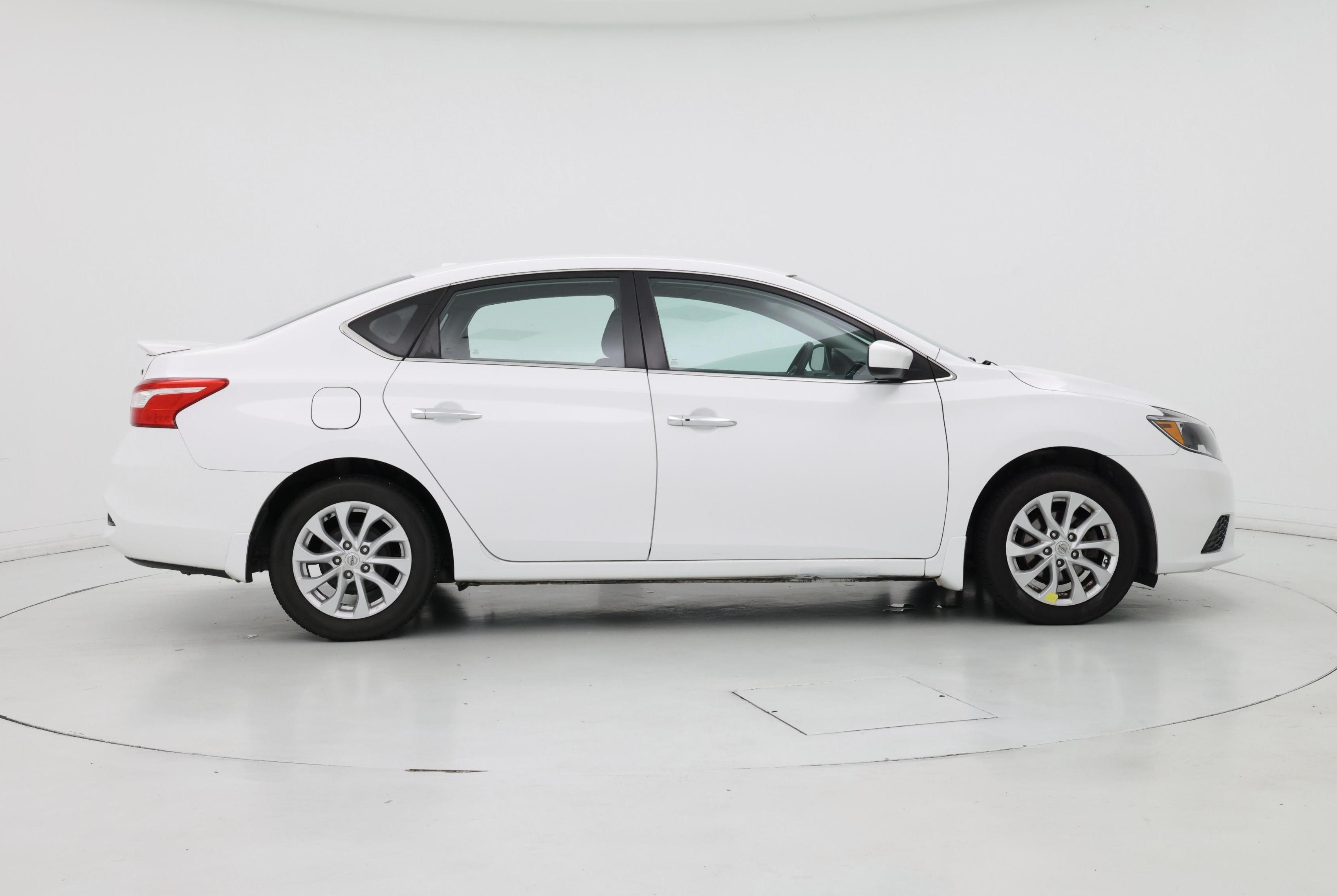 Thumbnail: 2018 Nissan Sentra - 7