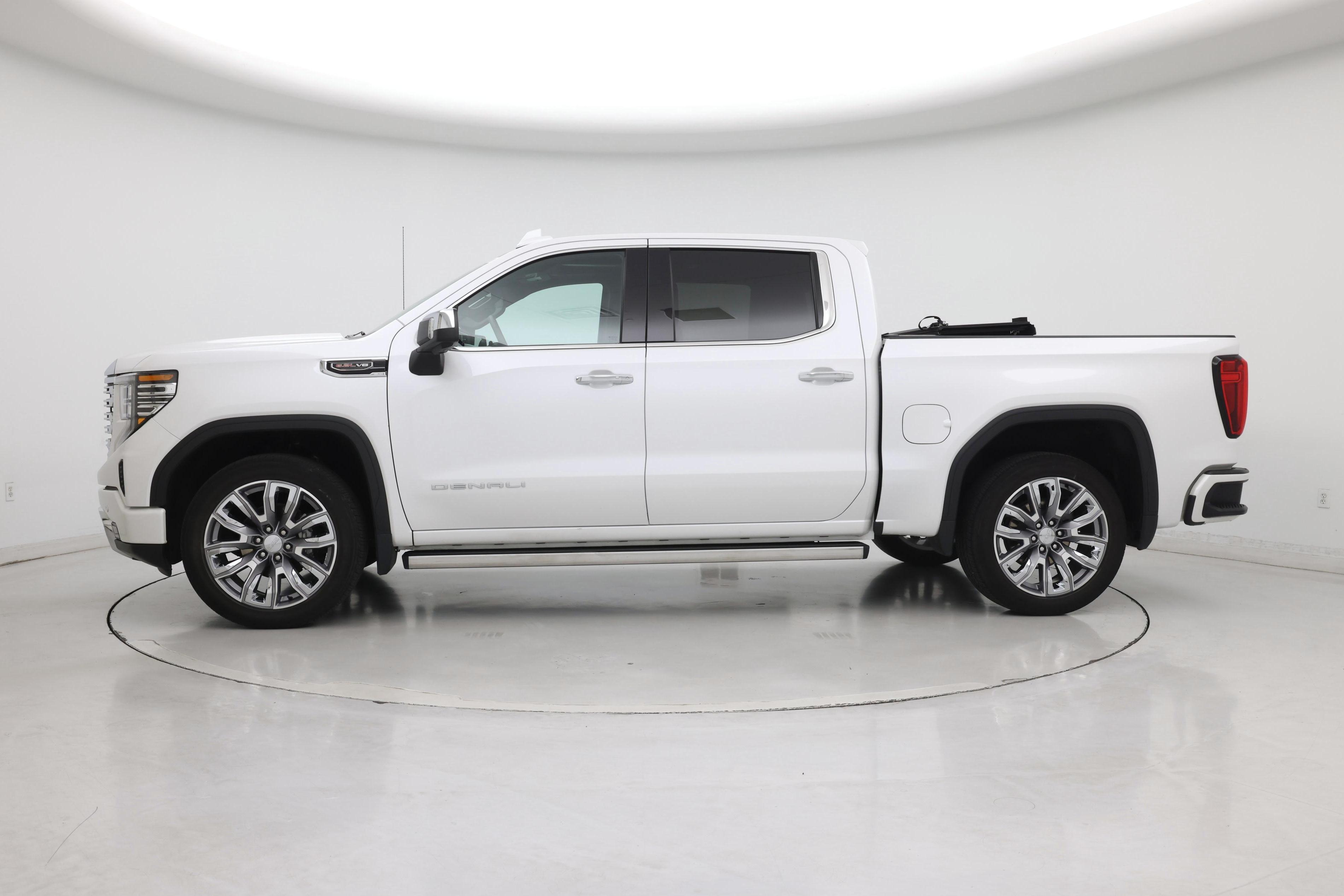 Thumbnail: 2023 GMC Sierra 1500 - 3