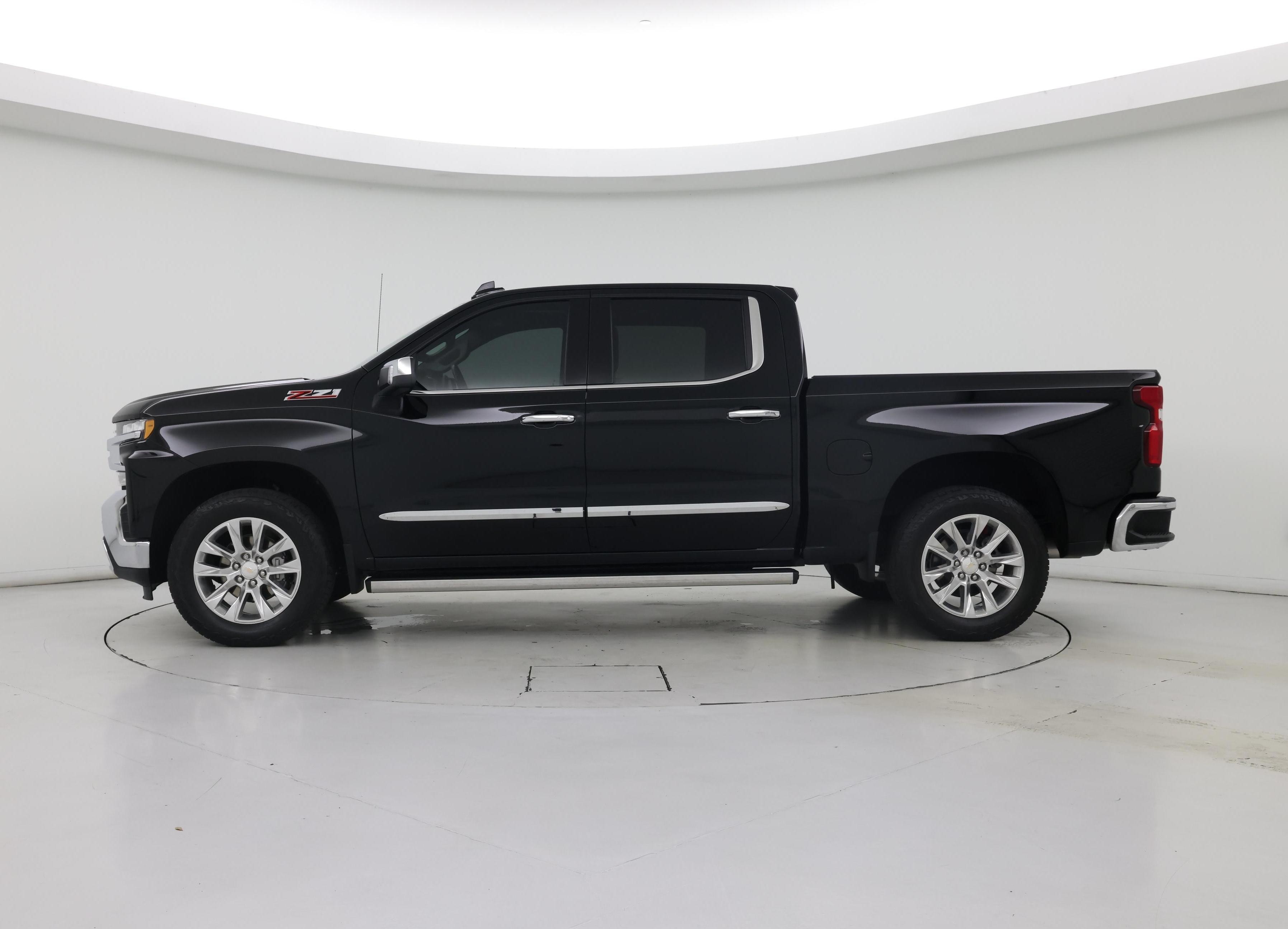 Thumbnail: 2022 Chevrolet Silverado 1500 - 3