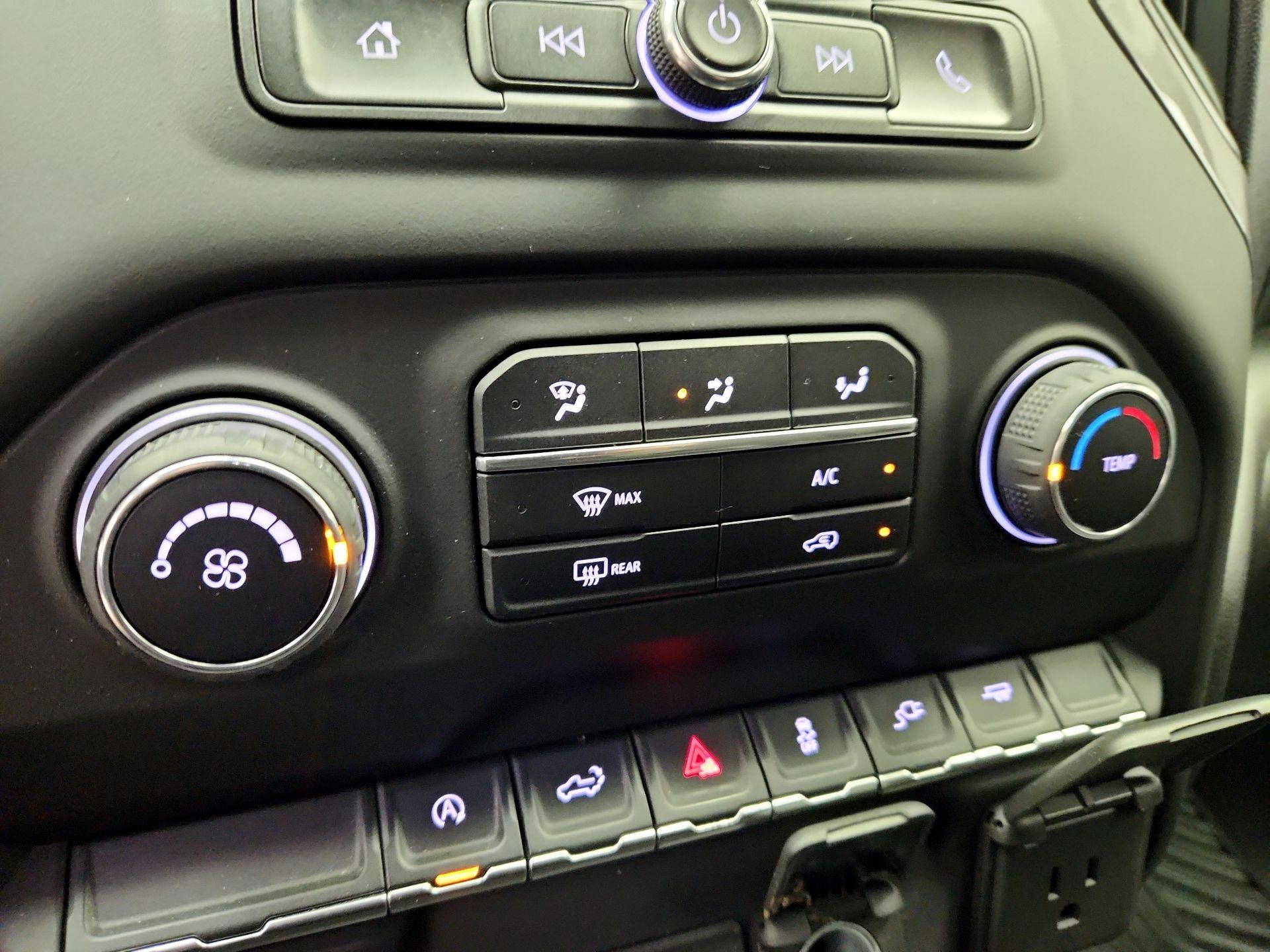 Thumbnail: 2021 Chevrolet Silverado 1500 - 16