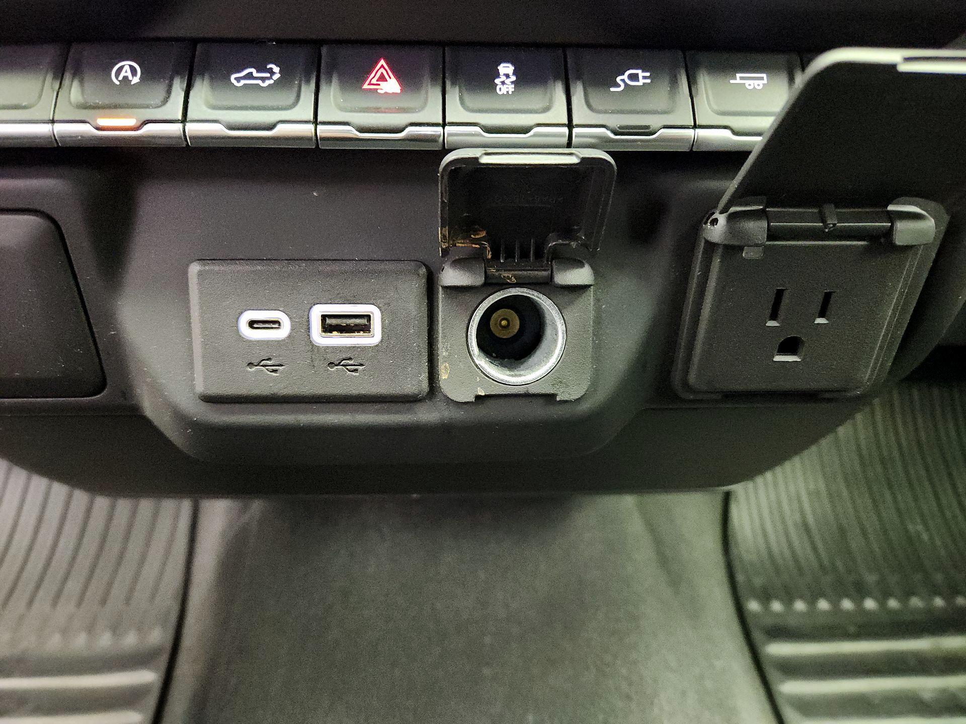 Thumbnail: 2021 Chevrolet Silverado 1500 - 18