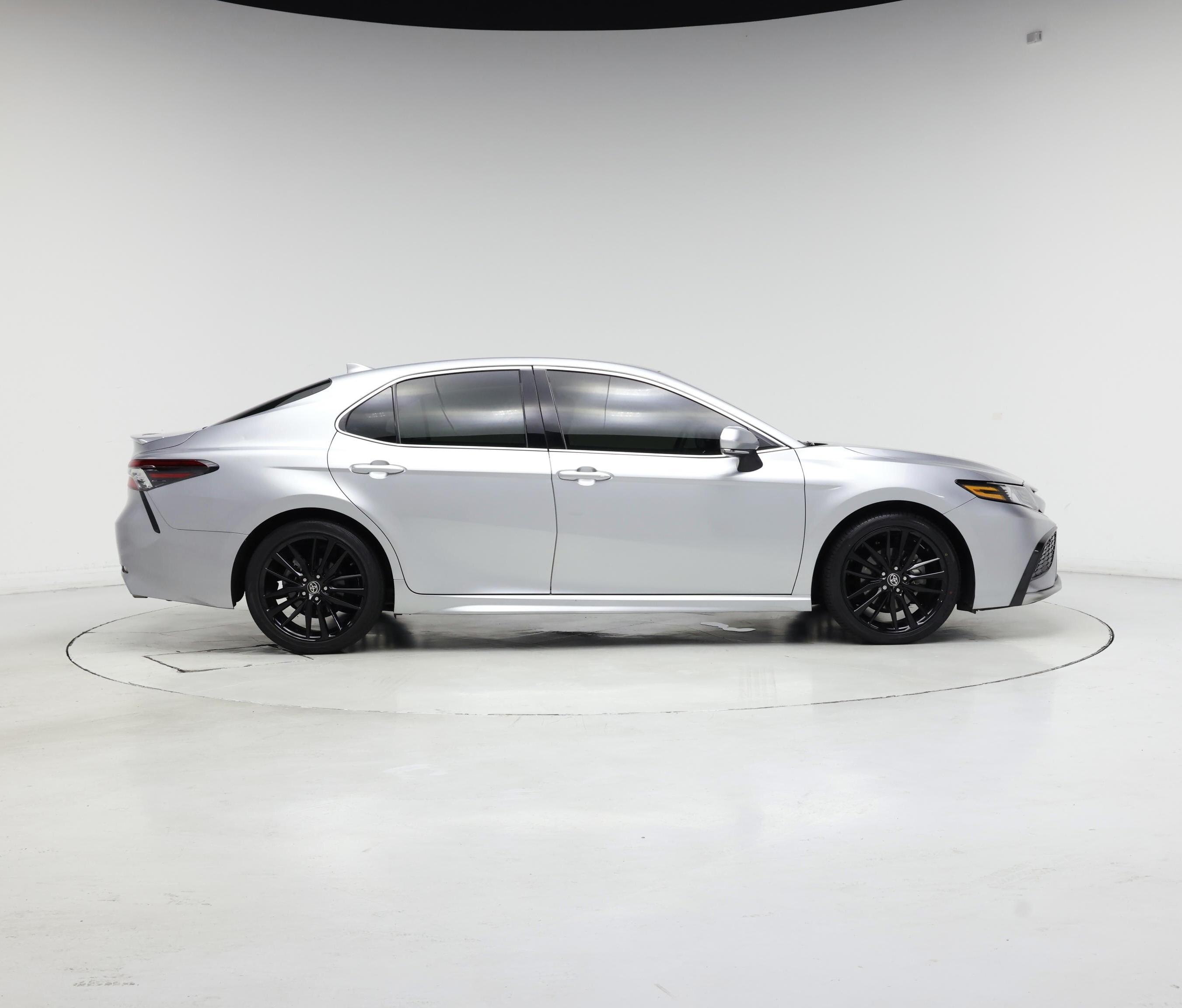 Thumbnail: 2023 Toyota Camry - 7