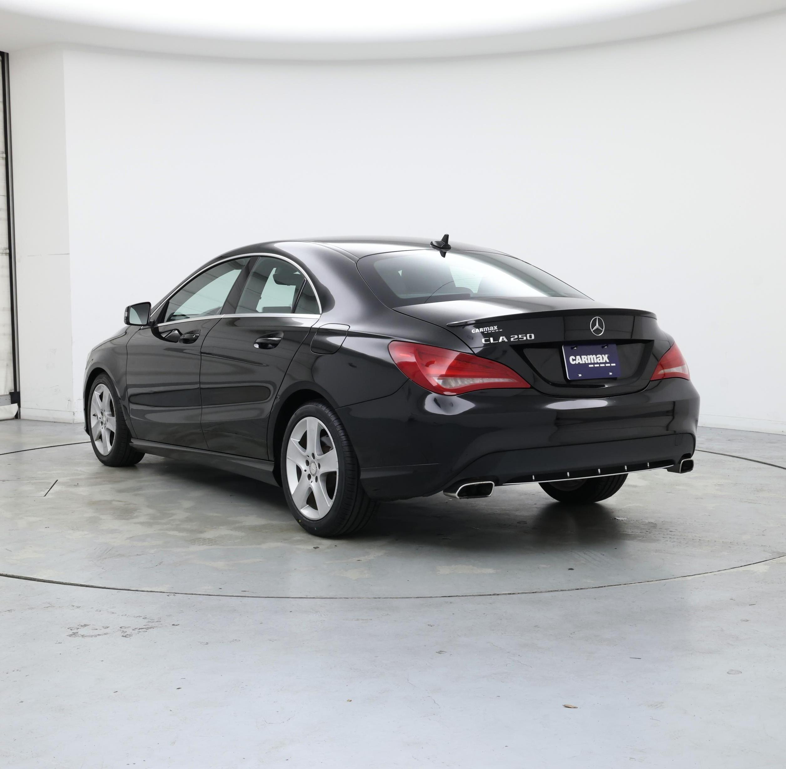 Thumbnail: 2015 Mercedes-Benz CLA - 2