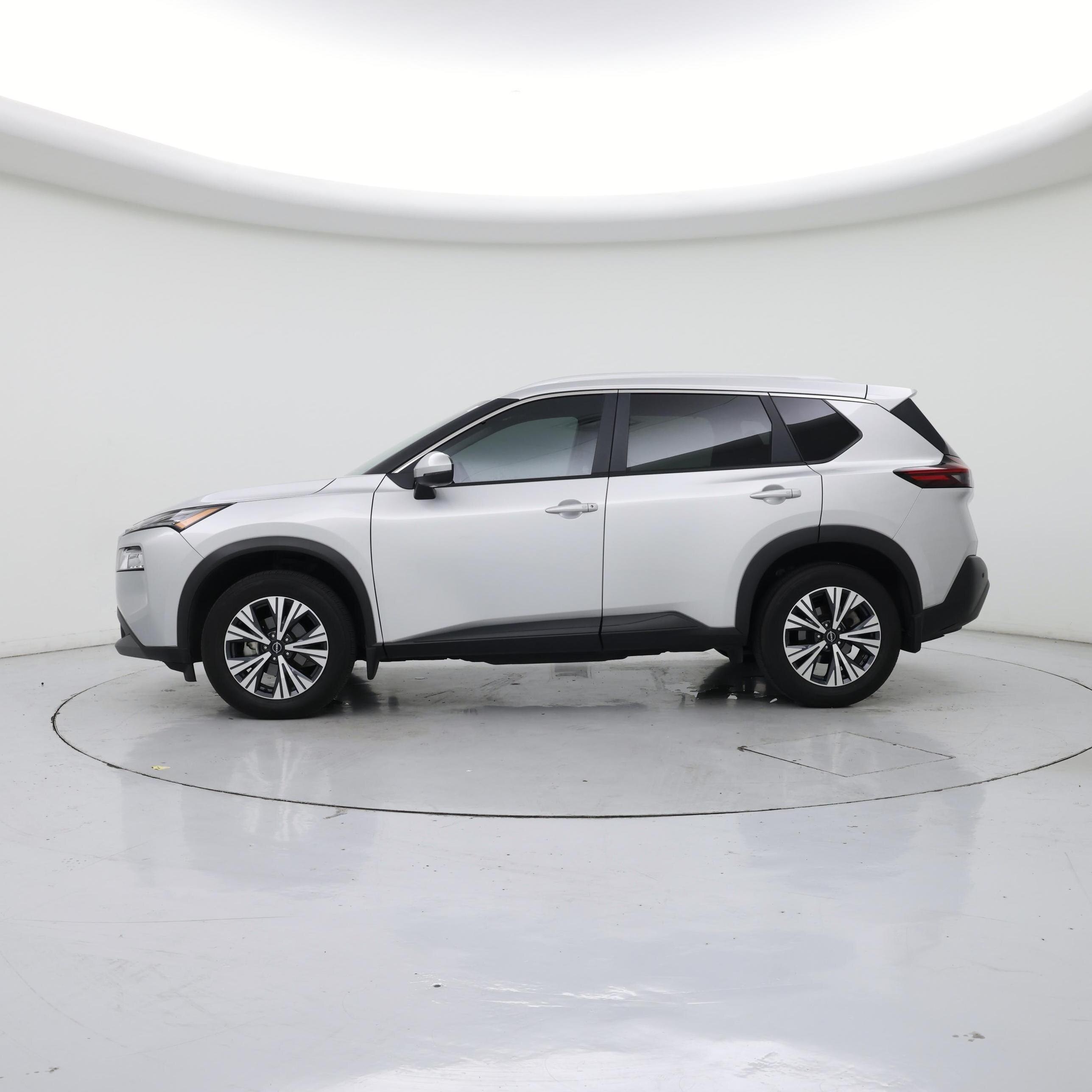 Thumbnail: 2022 Nissan Rogue - 3