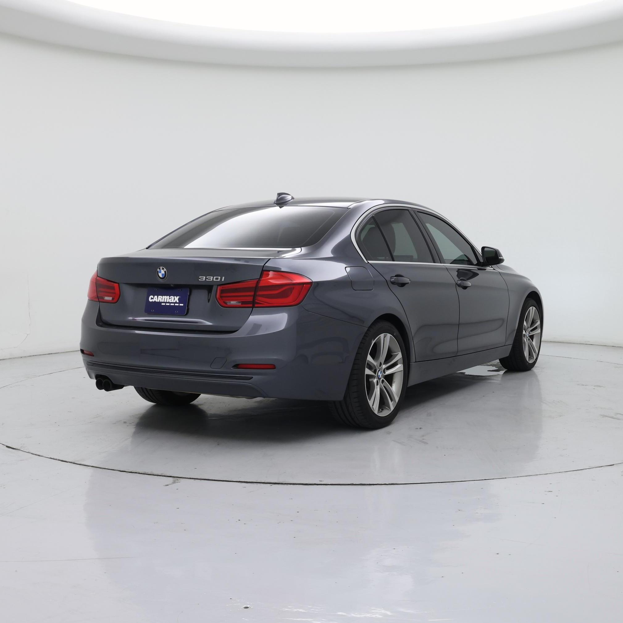 Thumbnail: 2018 BMW 3 Series - 8