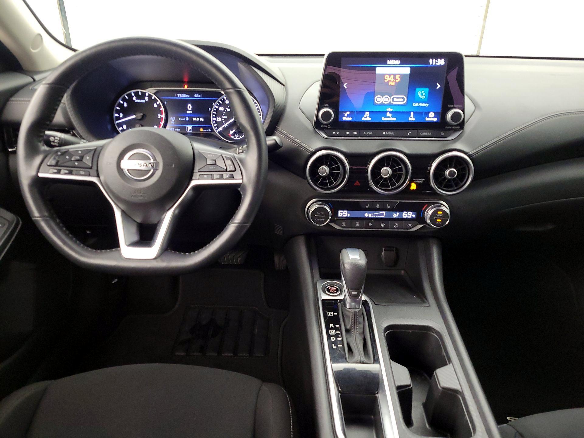 Thumbnail: 2022 Nissan Sentra - 9