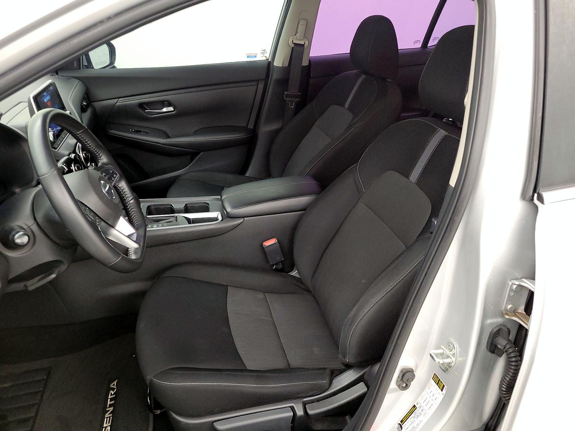 Thumbnail: 2022 Nissan Sentra - 11