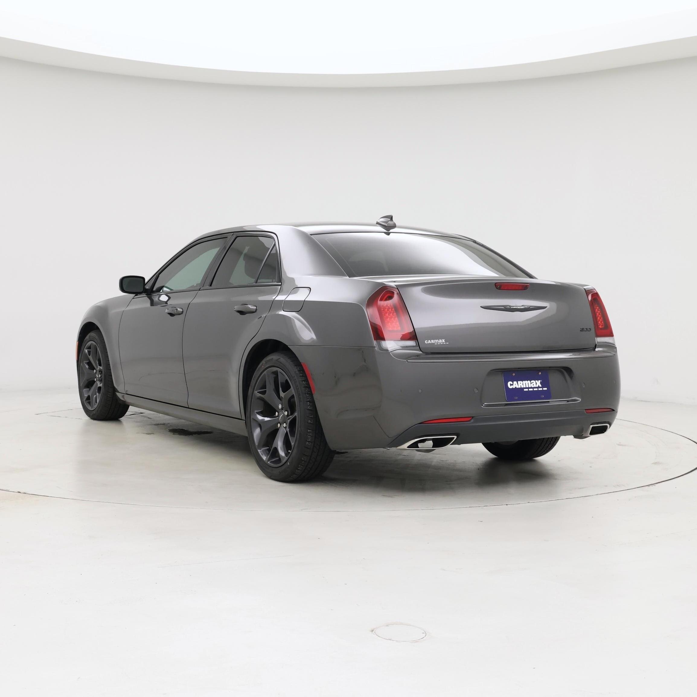 Thumbnail: 2022 Chrysler 300 - 2