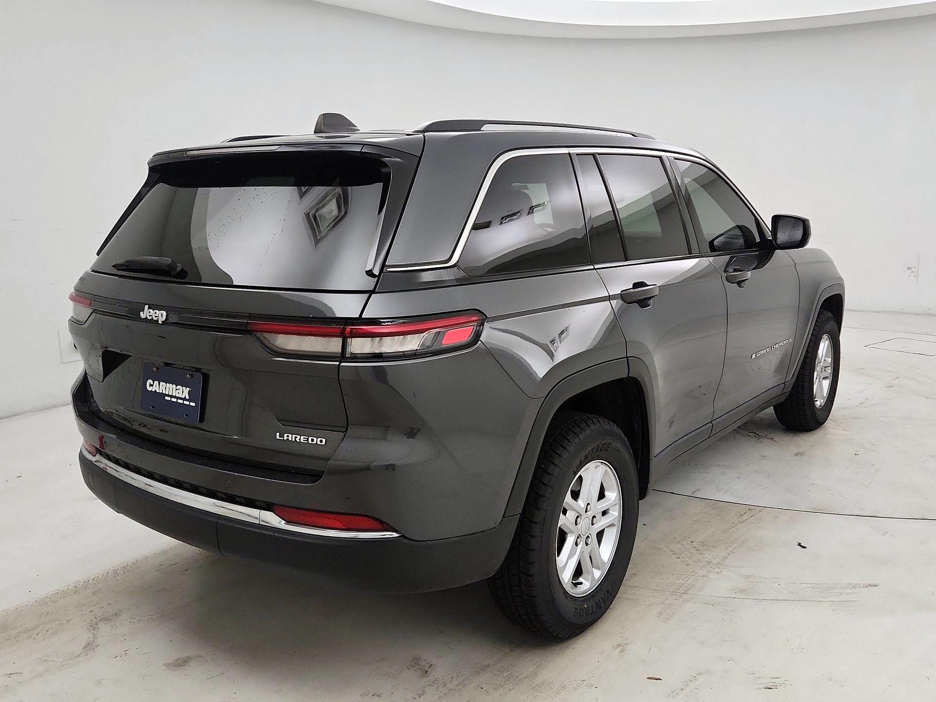 Thumbnail: 2023 Jeep Grand Cherokee - 5