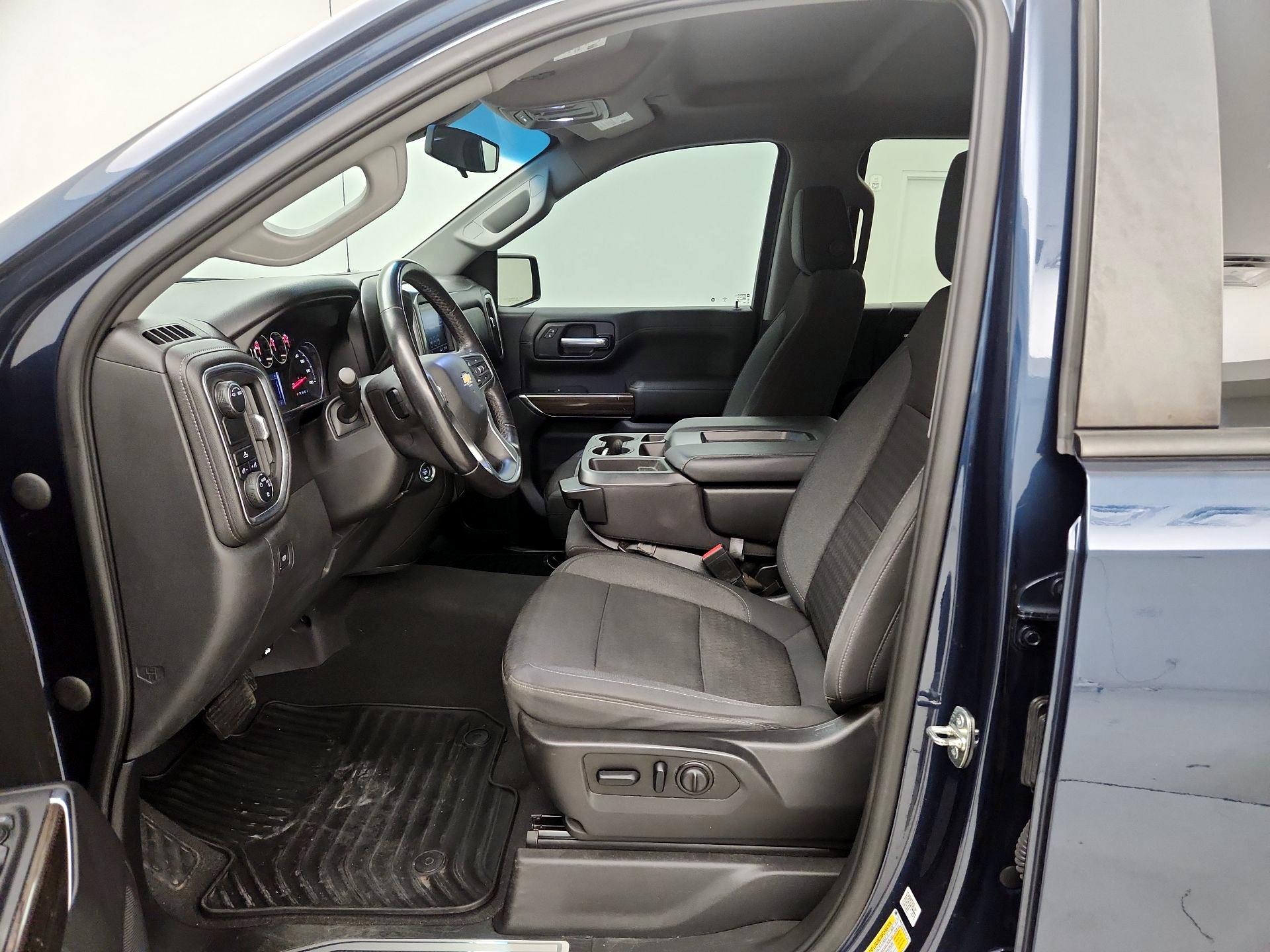 Thumbnail: 2021 Chevrolet Silverado 1500 - 11
