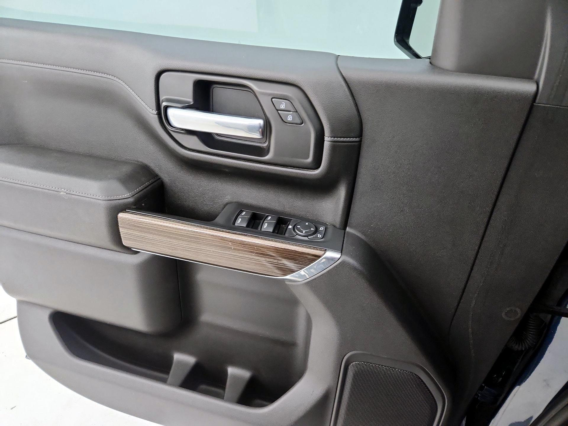 Thumbnail: 2021 Chevrolet Silverado 1500 - 12