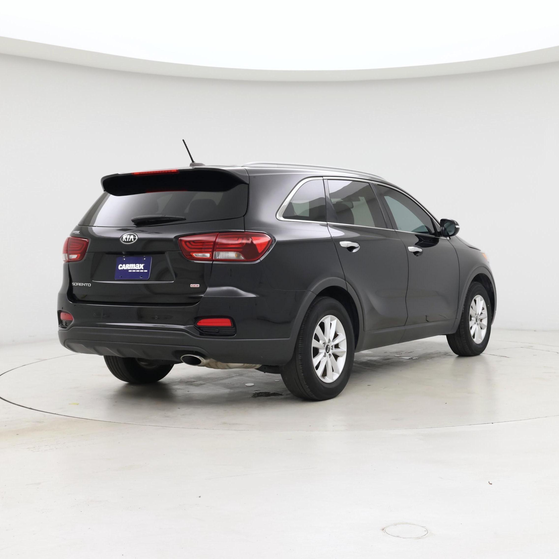 Thumbnail: 2020 Kia Sorento - 8