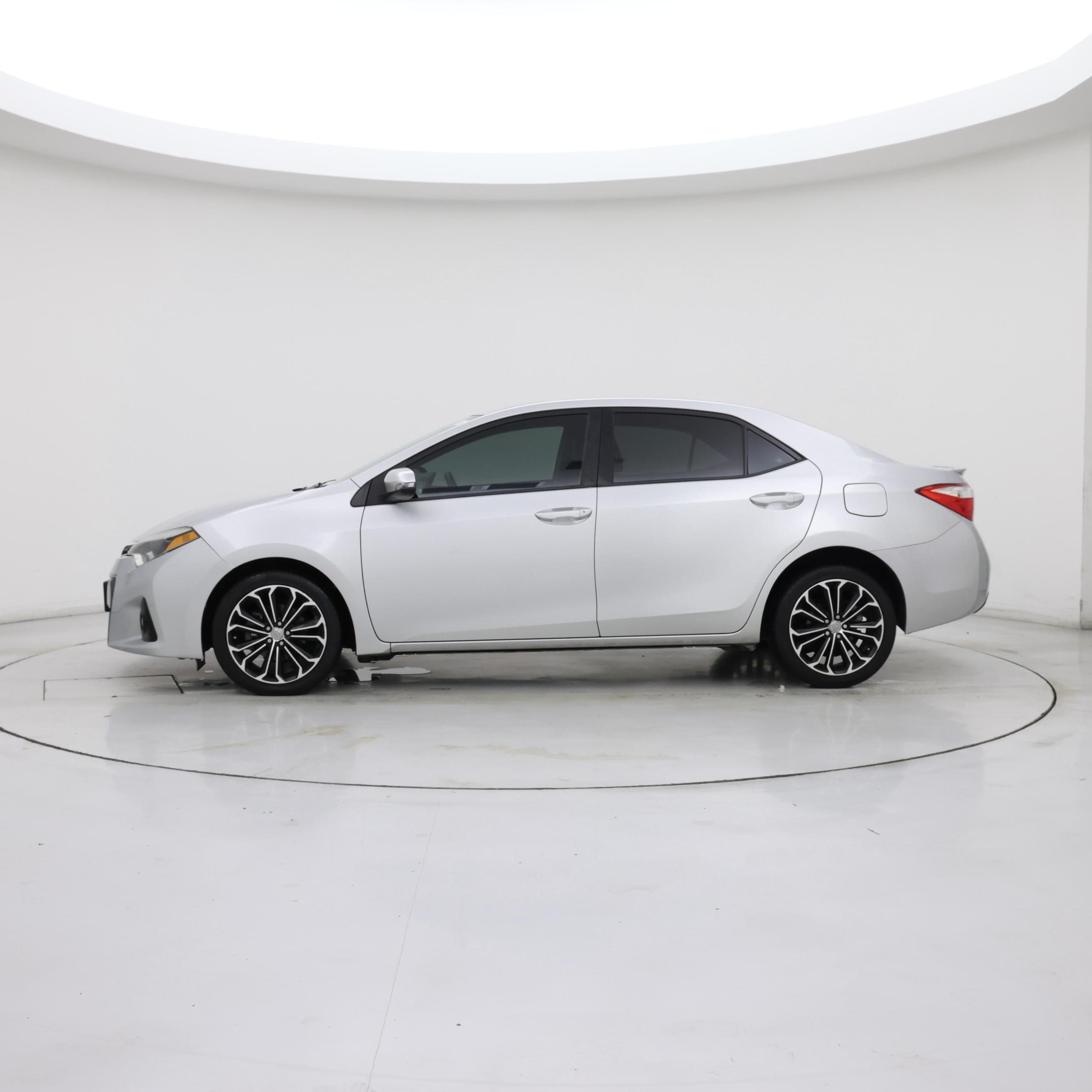 Thumbnail: 2014 Toyota Corolla - 3