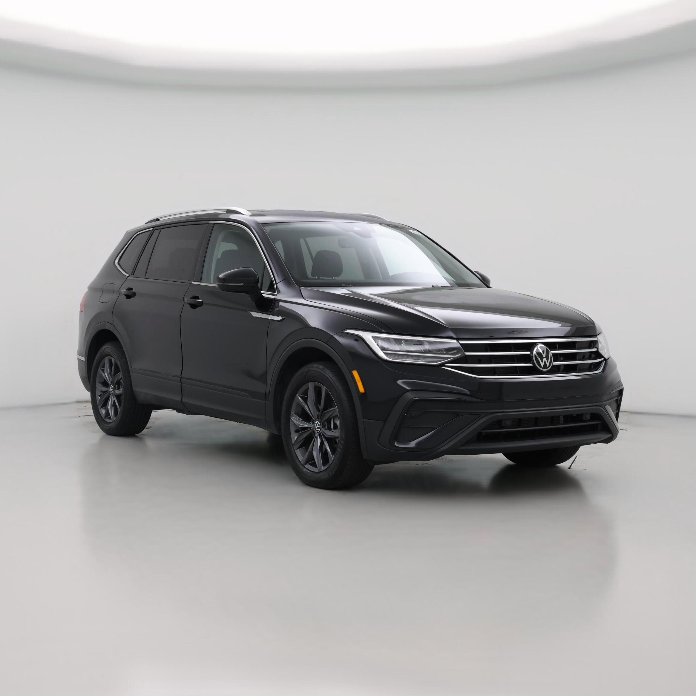 Thumbnail: 2022 Volkswagen Tiguan - 1