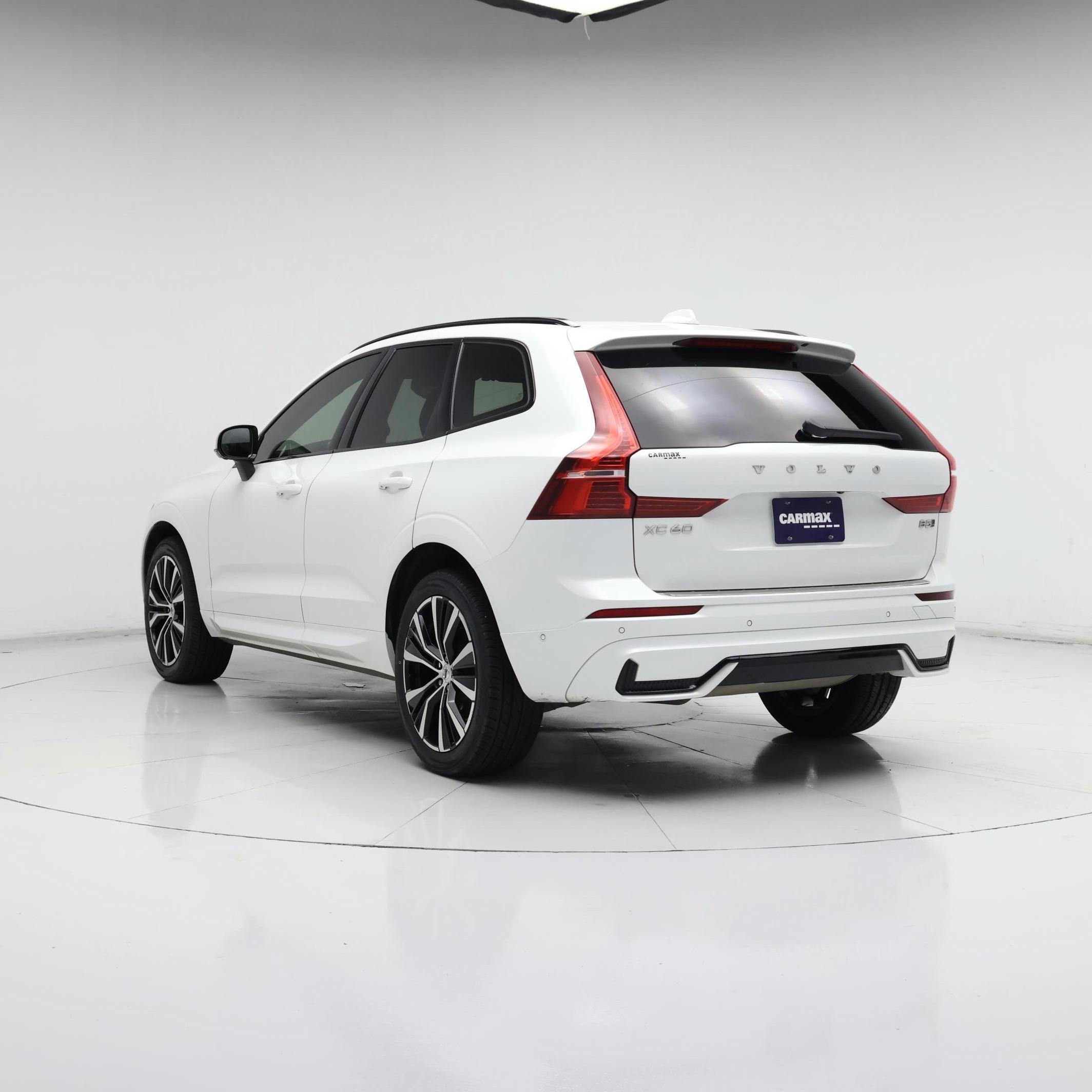 Thumbnail: 2023 Volvo XC60 - 2