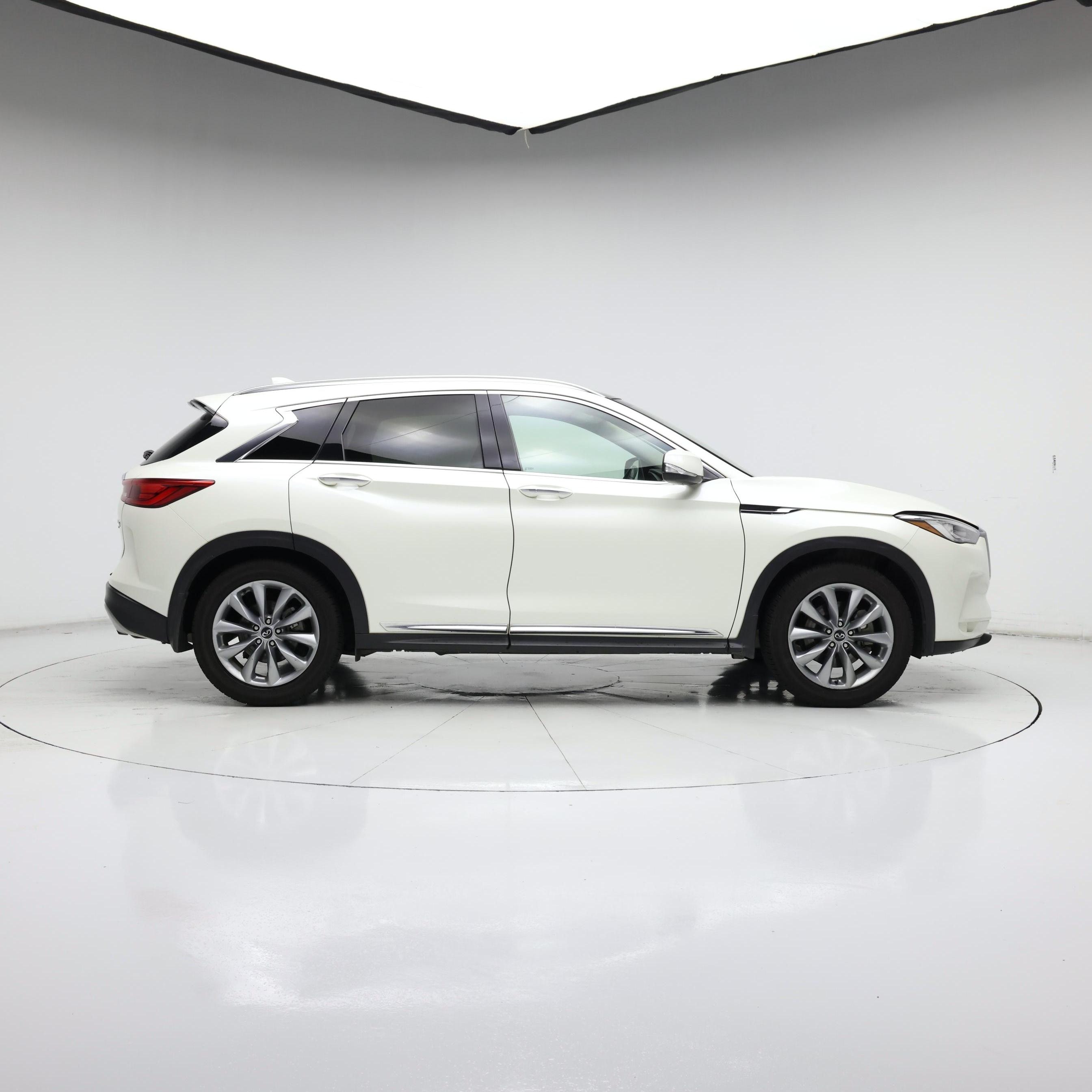 Thumbnail: 2019 INFINITI QX50 - 7