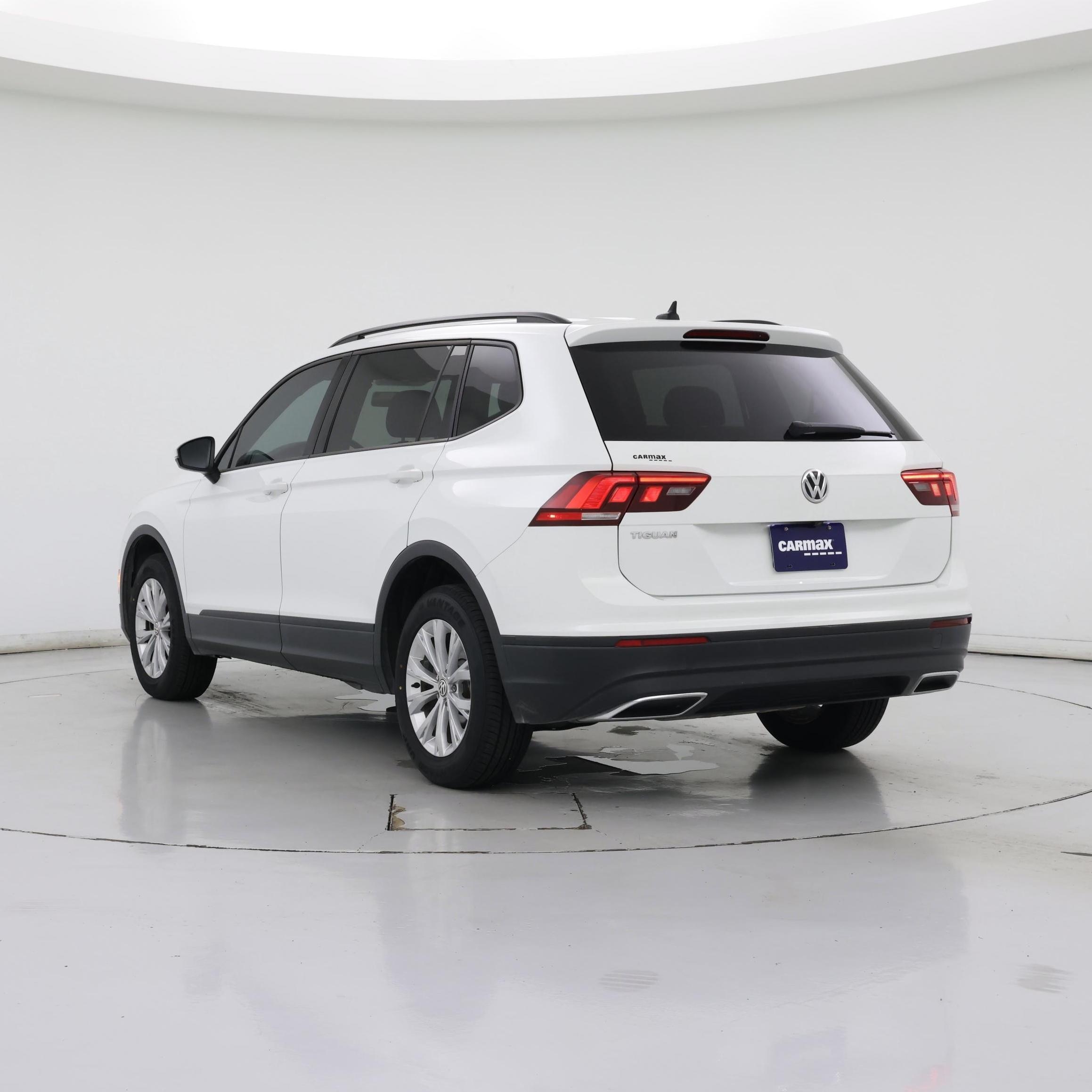 Thumbnail: 2020 Volkswagen Tiguan - 2
