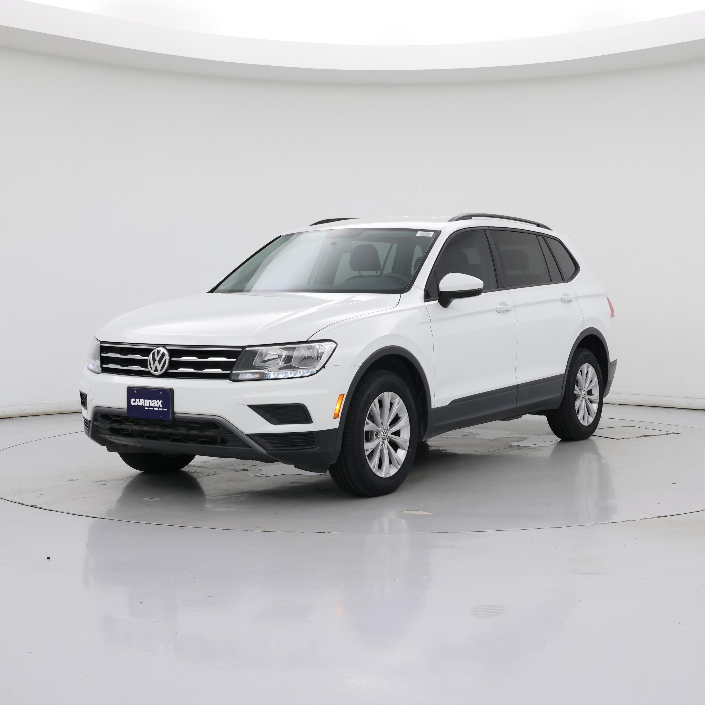 Thumbnail: 2020 Volkswagen Tiguan - 4