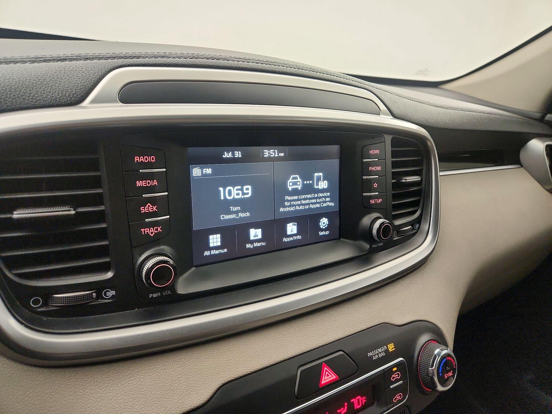 Thumbnail: 2020 Kia Sorento - 15