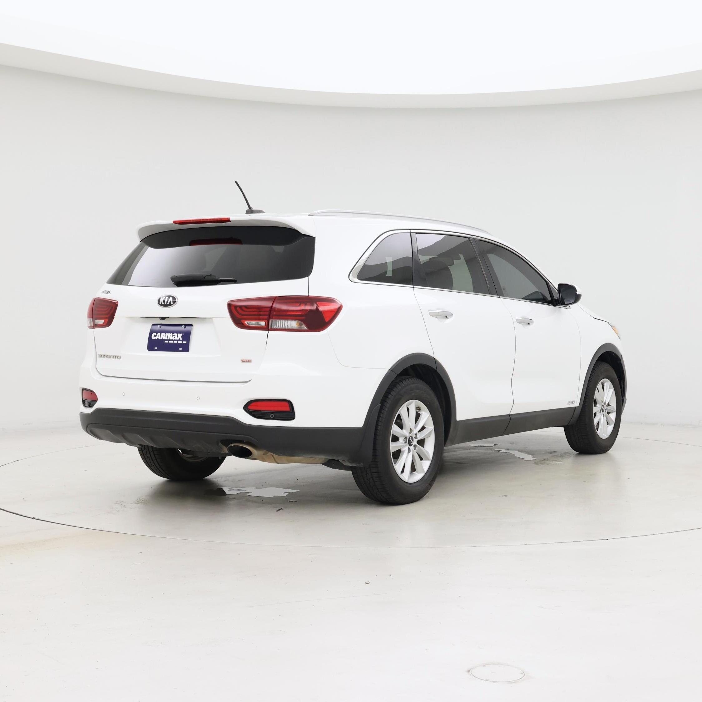 Thumbnail: 2020 Kia Sorento - 8