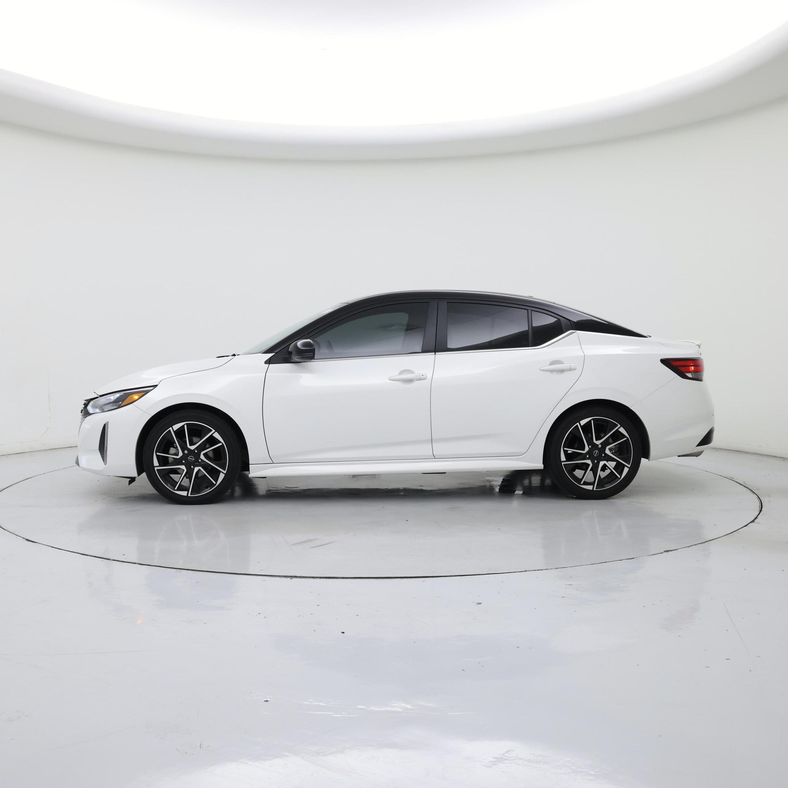 Thumbnail: 2024 Nissan Sentra - 3