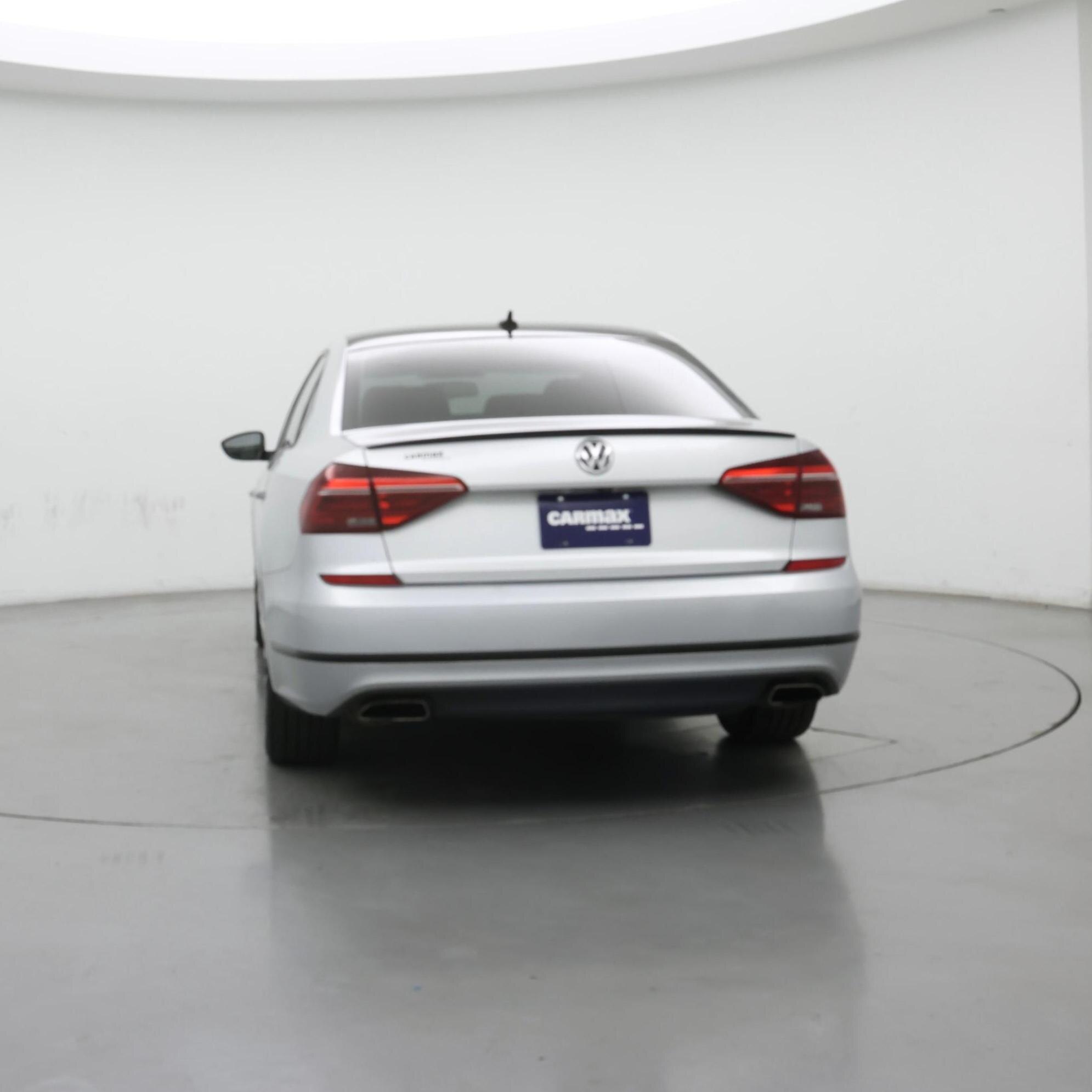 Thumbnail: 2018 Volkswagen Passat - 6