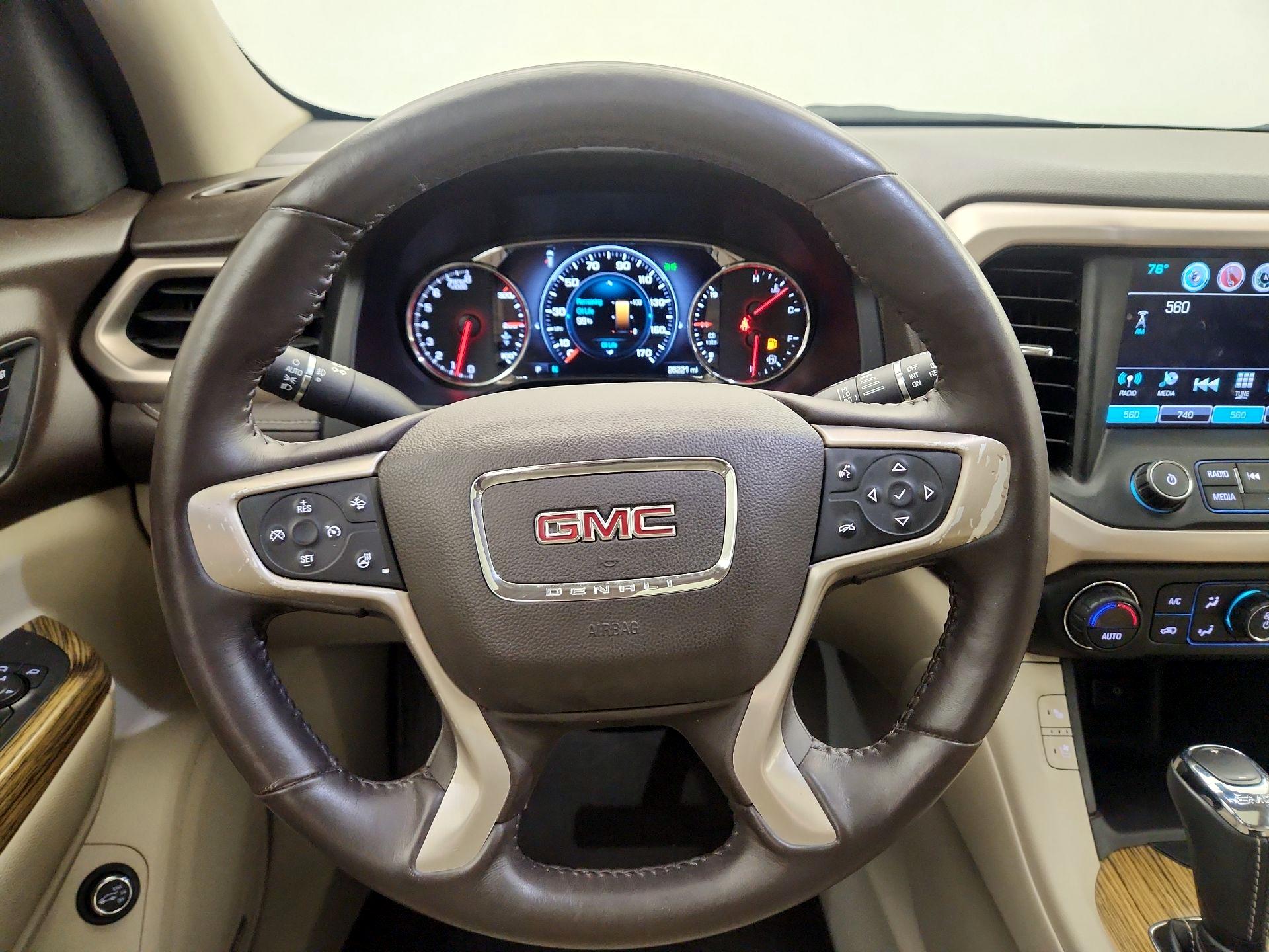 Thumbnail: 2017 GMC Acadia - 10