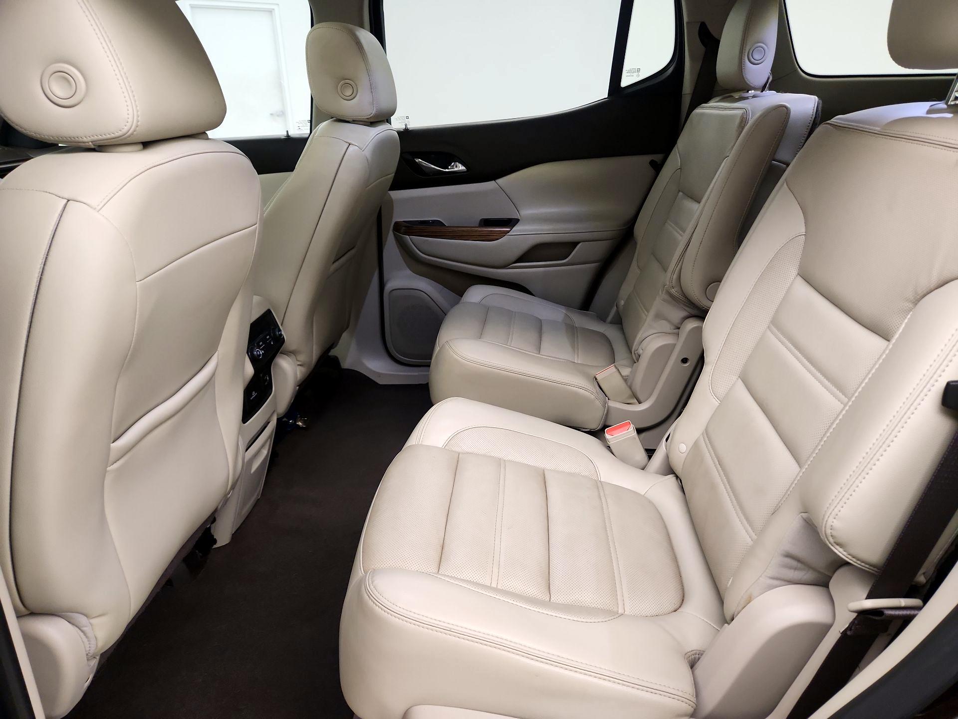 Thumbnail: 2017 GMC Acadia - 20