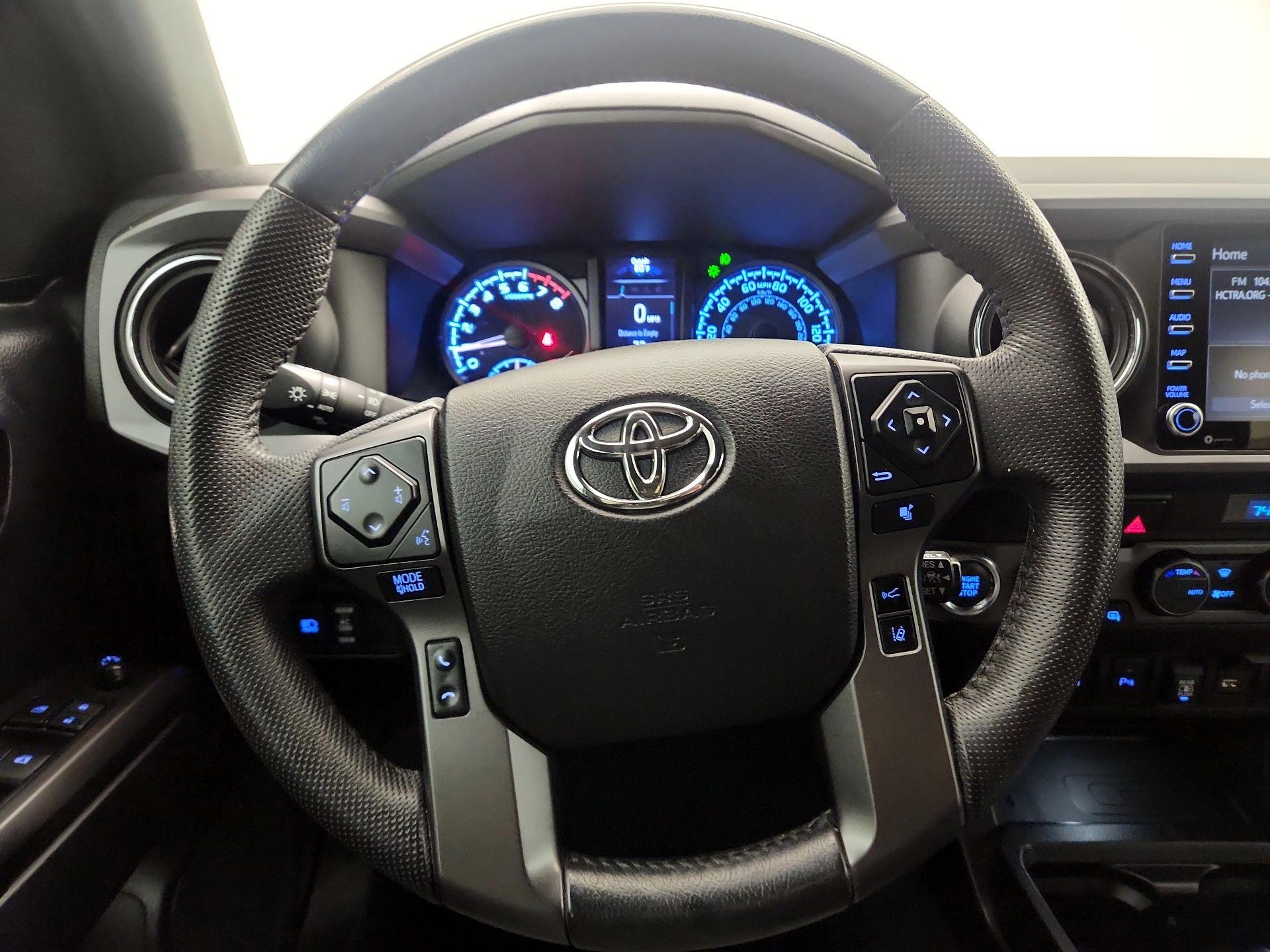 Thumbnail: 2021 Toyota Tacoma - 10